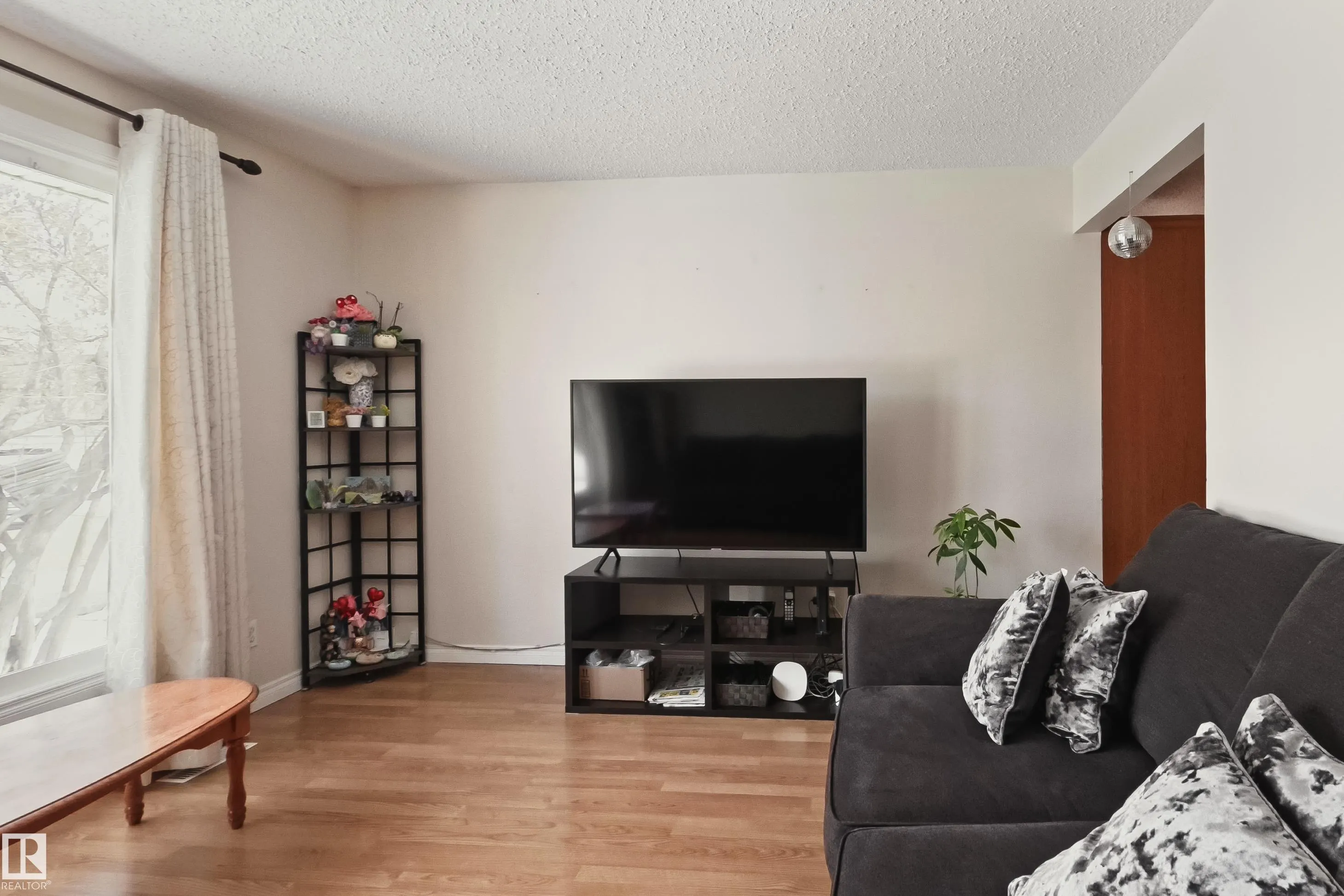 10031 173 Avenue