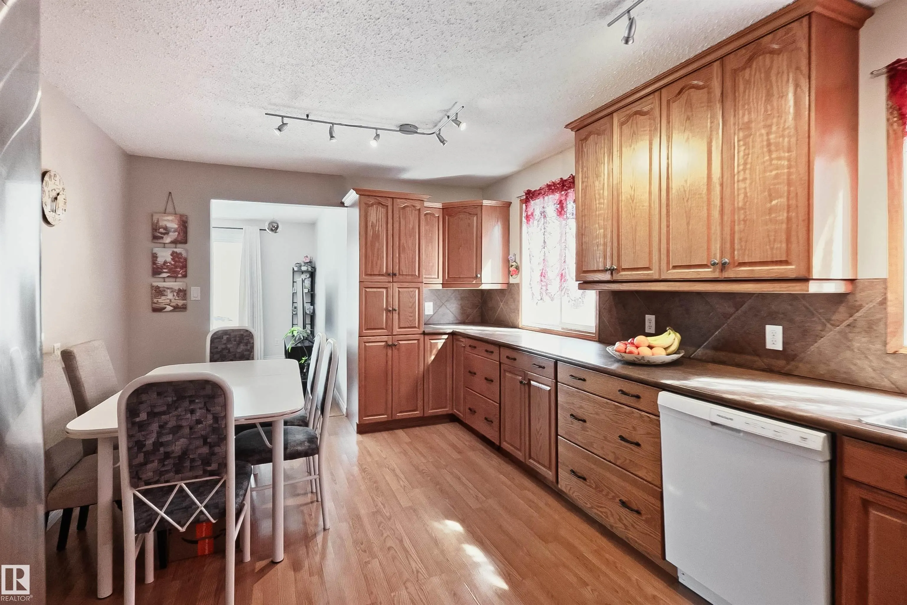10031 173 Avenue