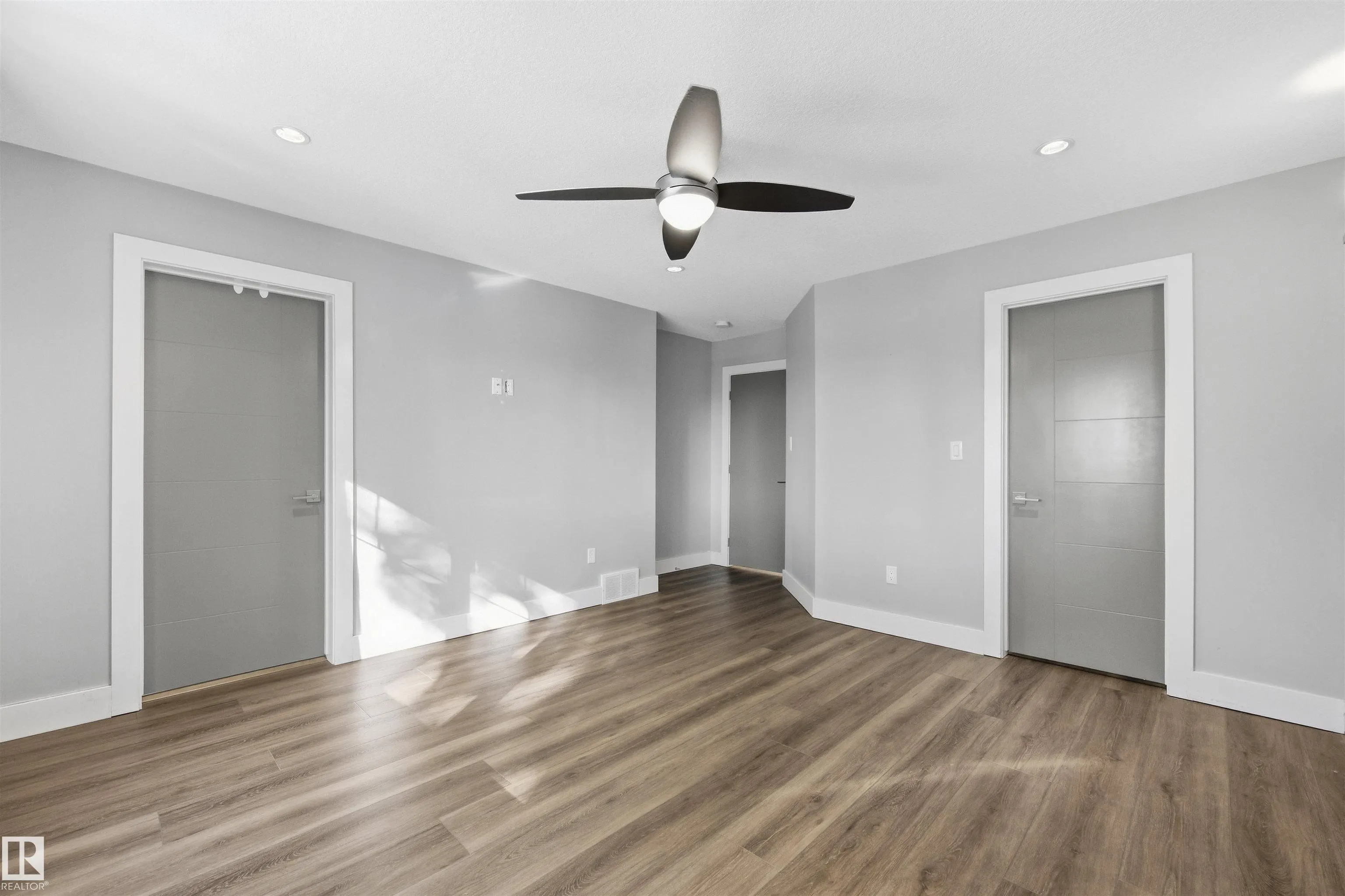 9945 78 Street