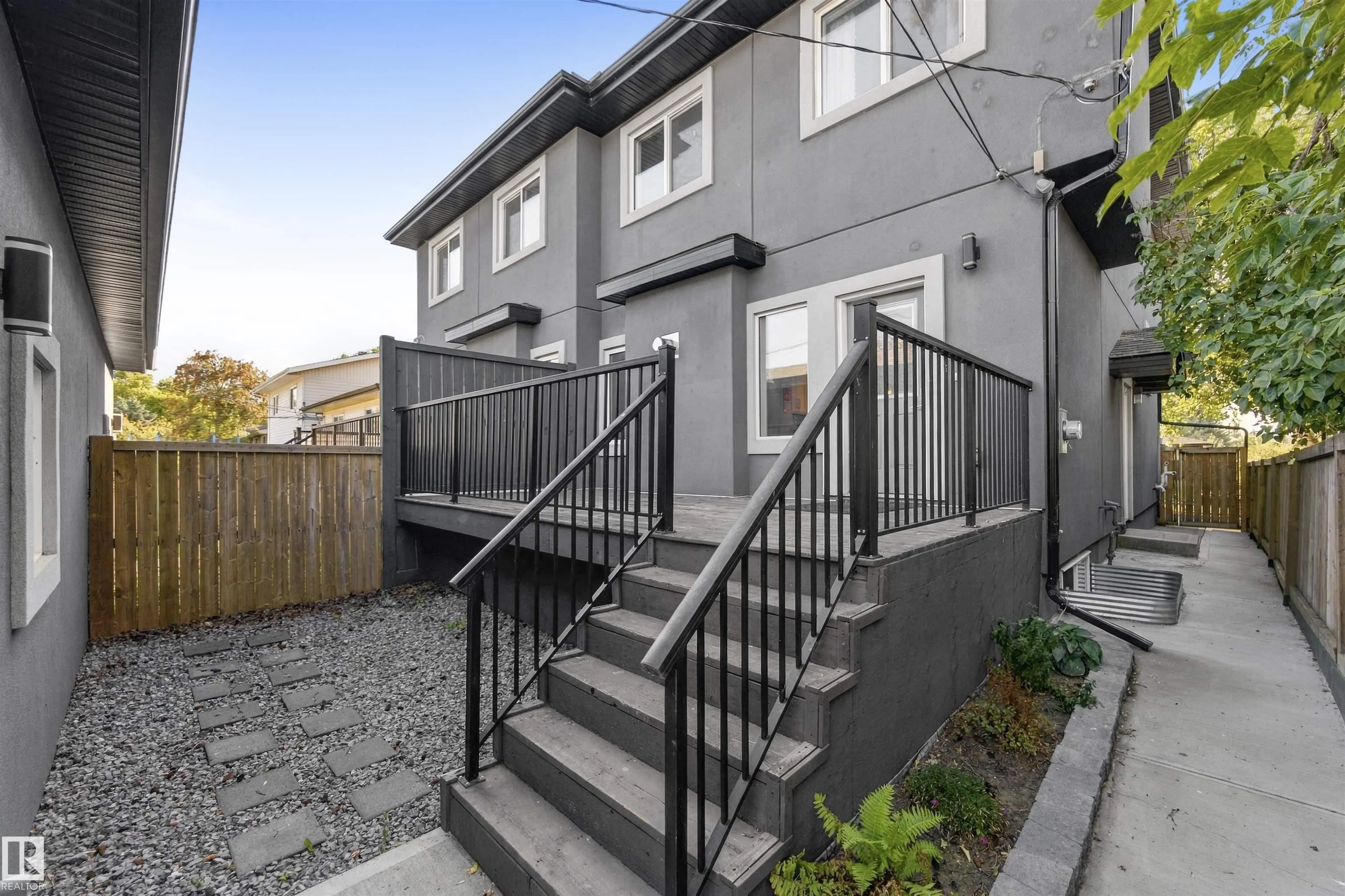 9945 78 Street