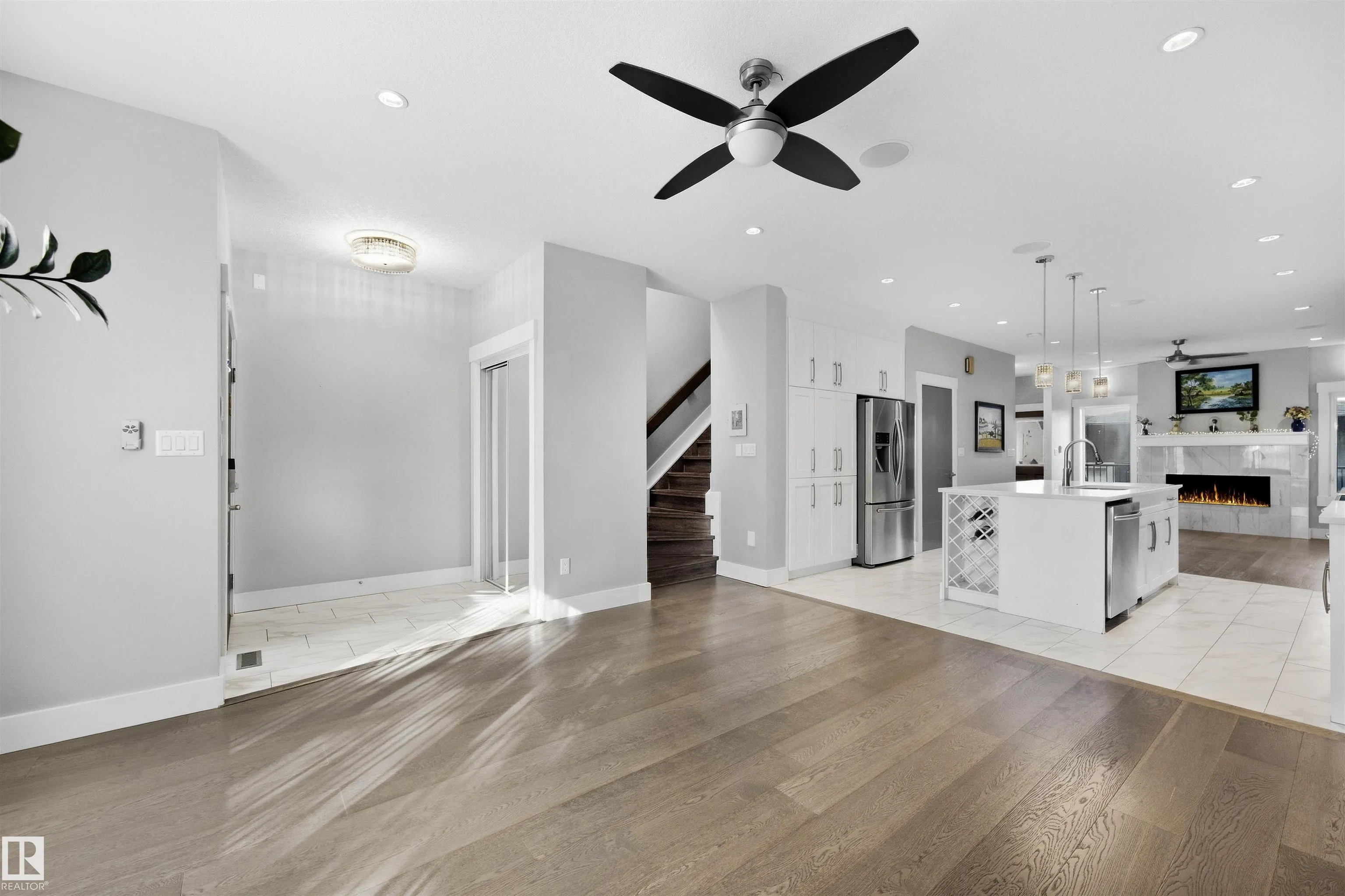 9945 78 Street