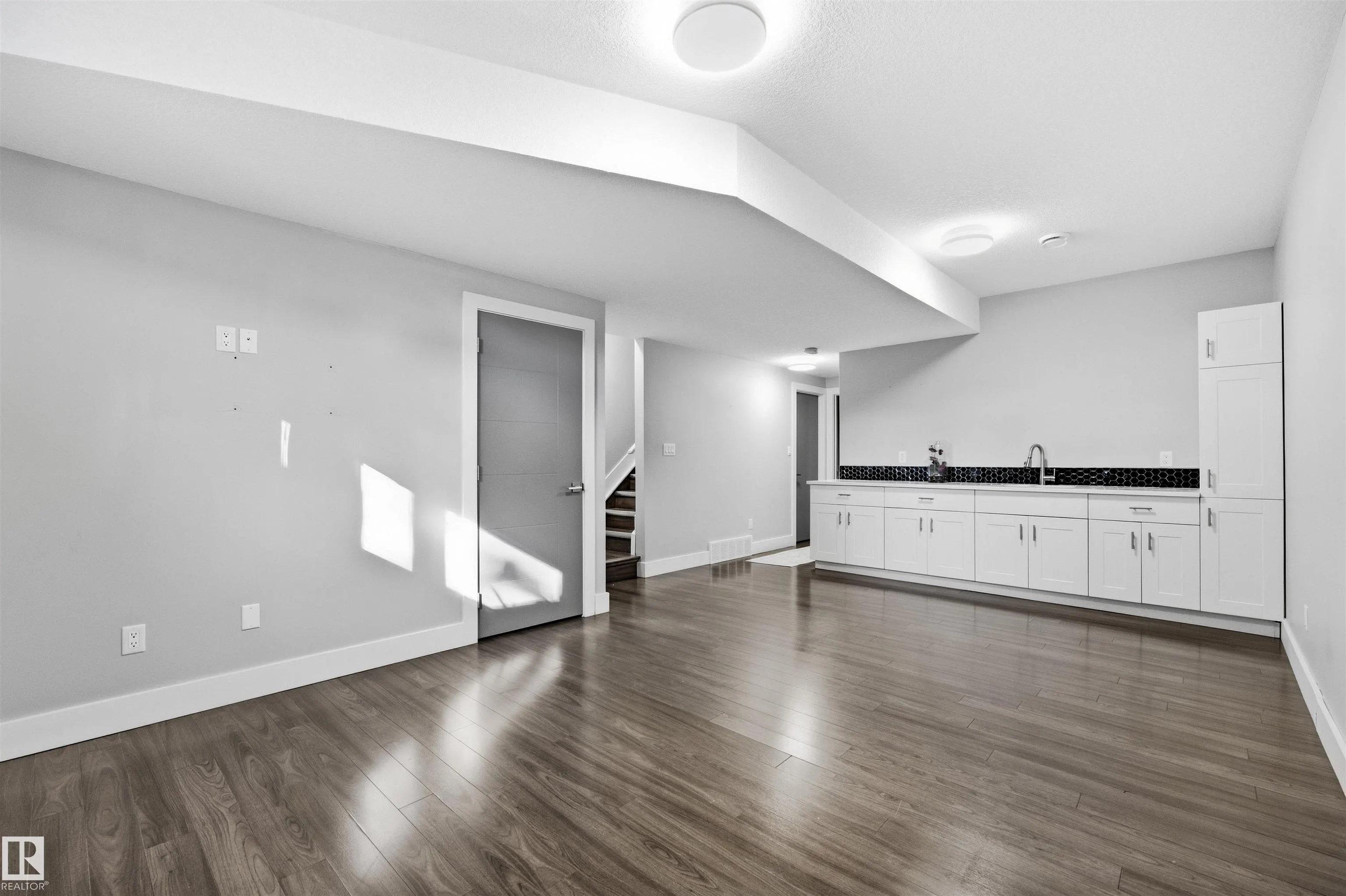 9945 78 Street