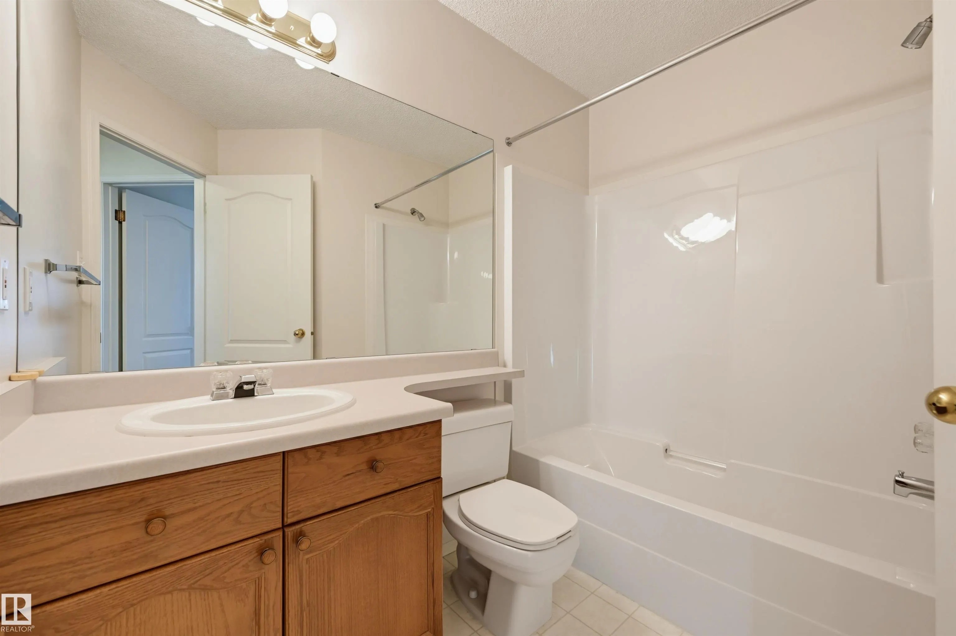 13709 131 Avenue