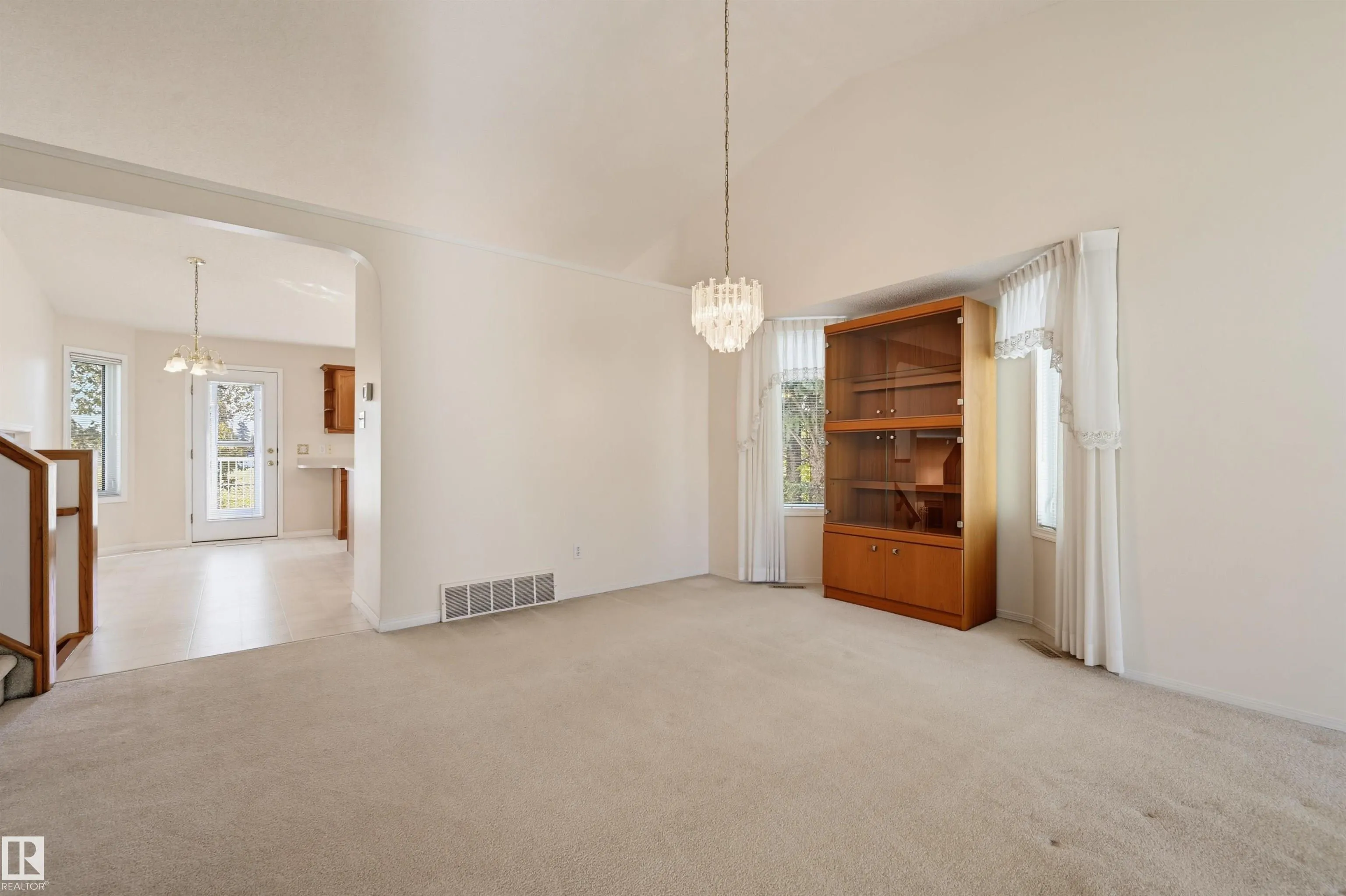 13709 131 Avenue