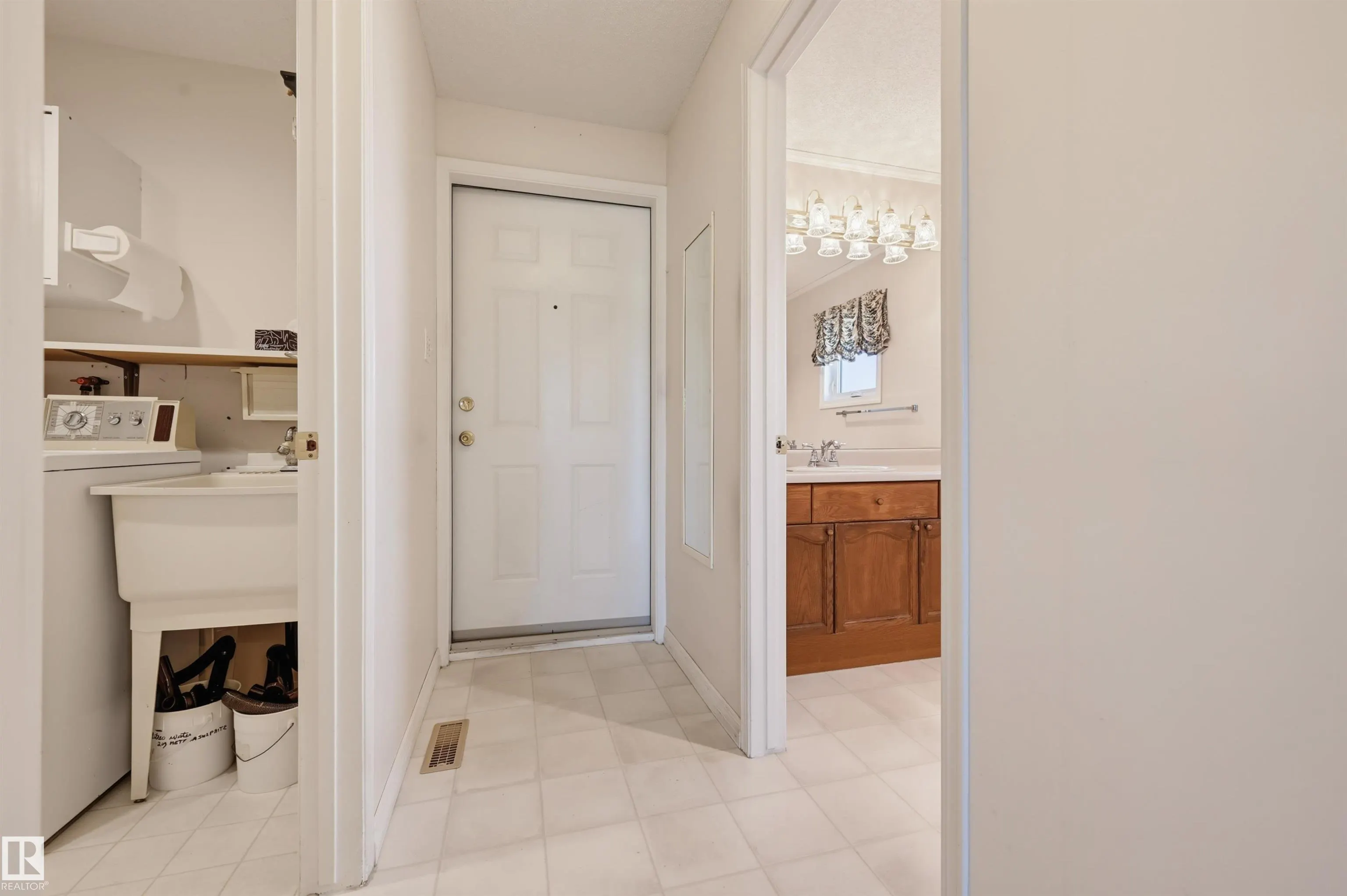 13709 131 Avenue