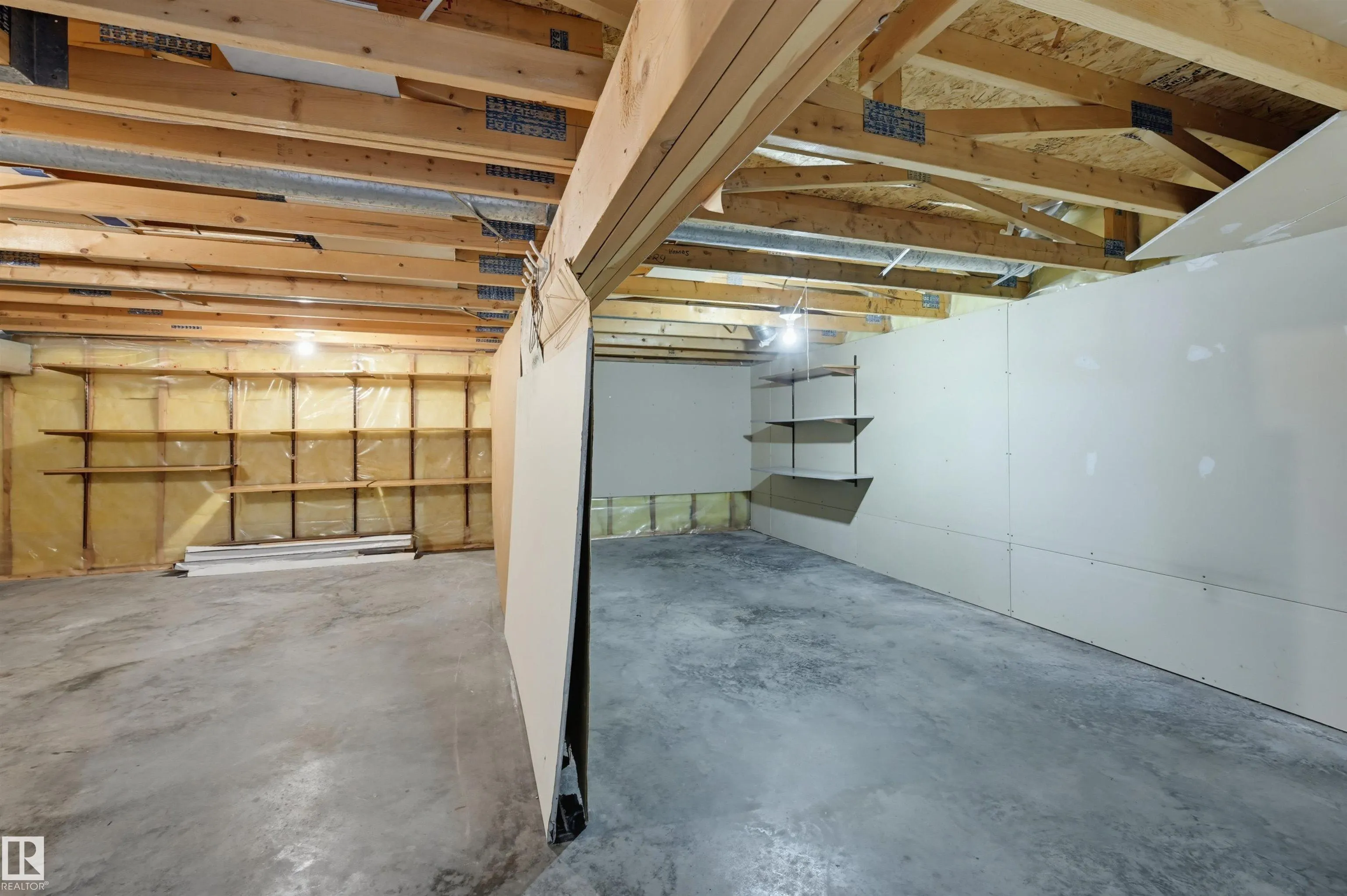 13709 131 Avenue