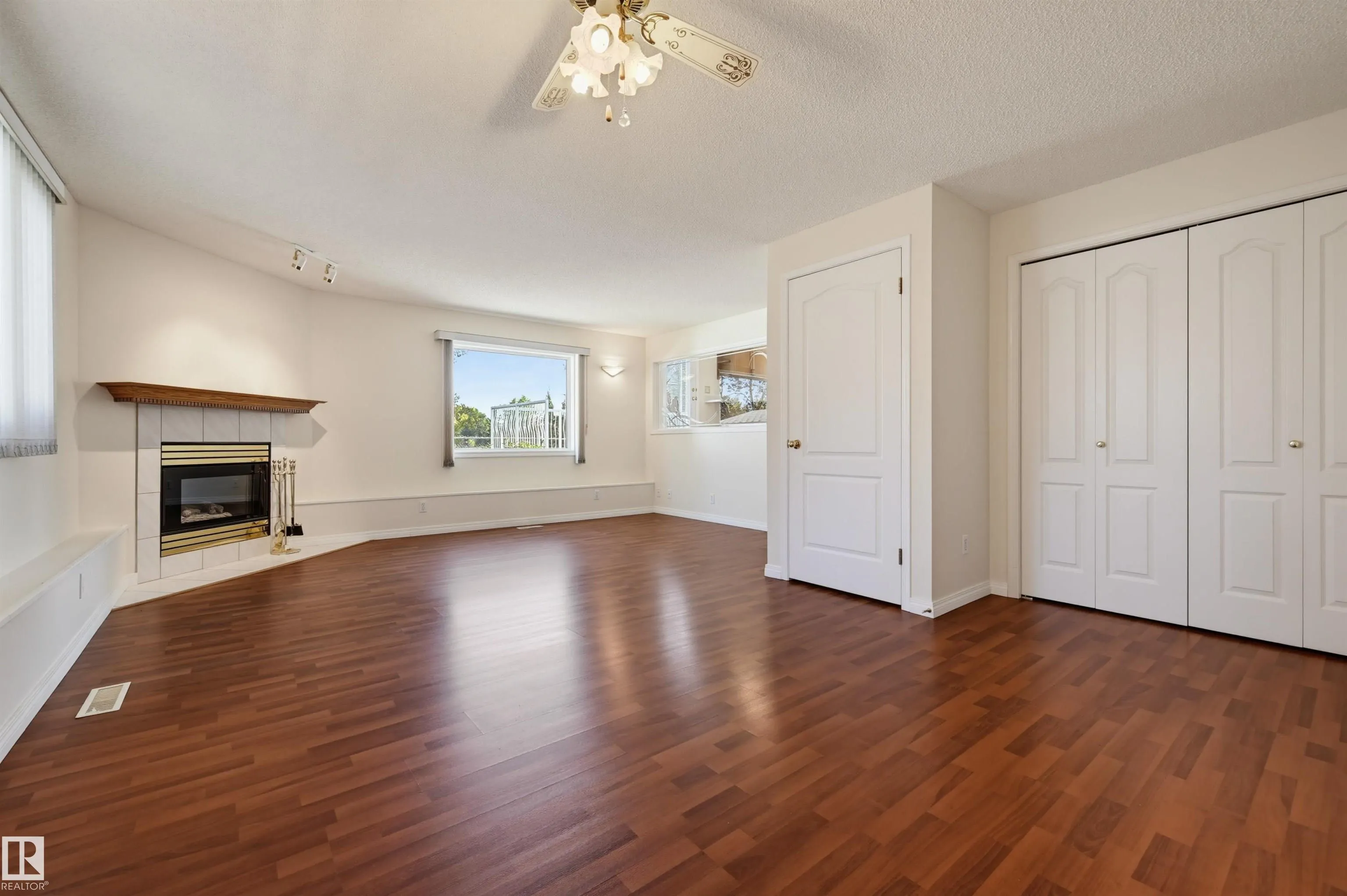 13709 131 Avenue