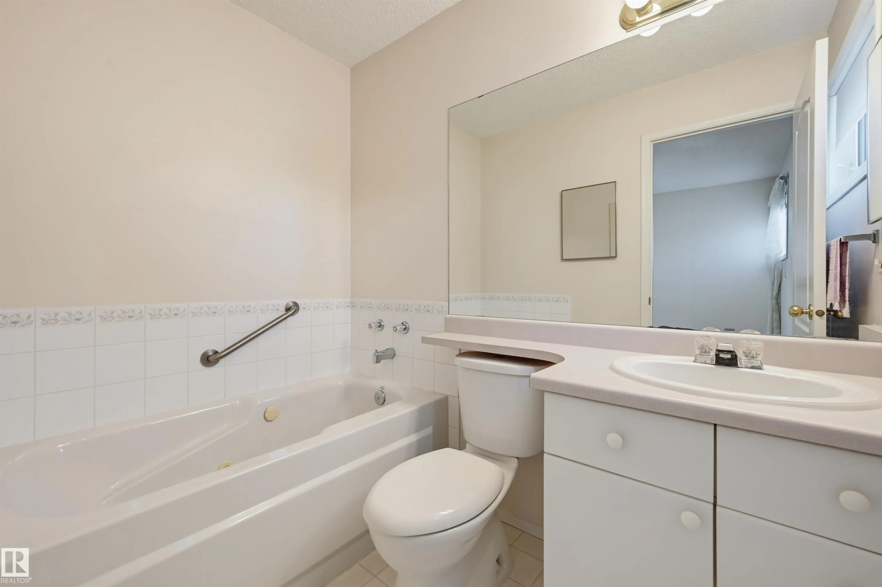 13709 131 Avenue