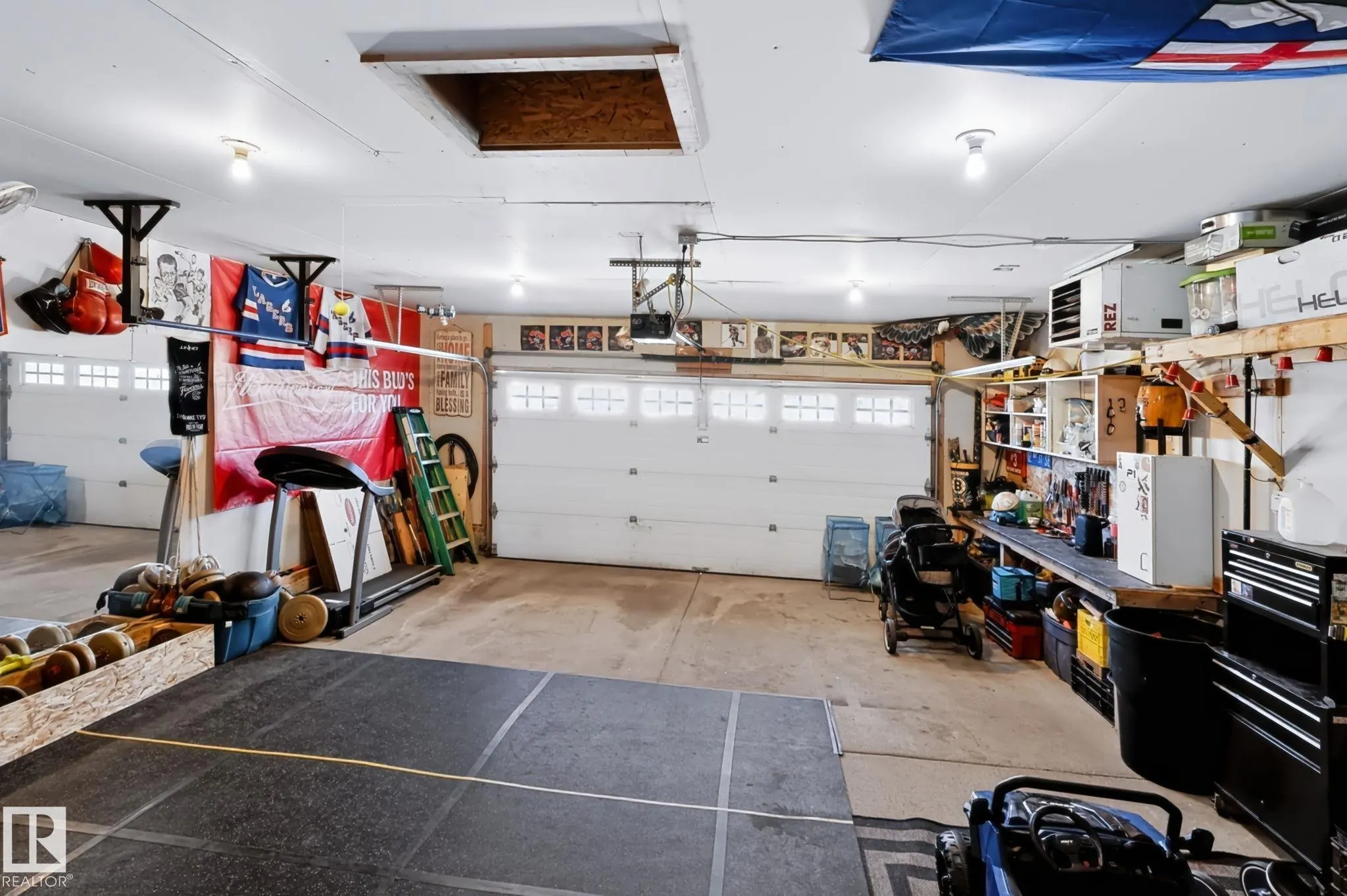 605 FORREST Drive