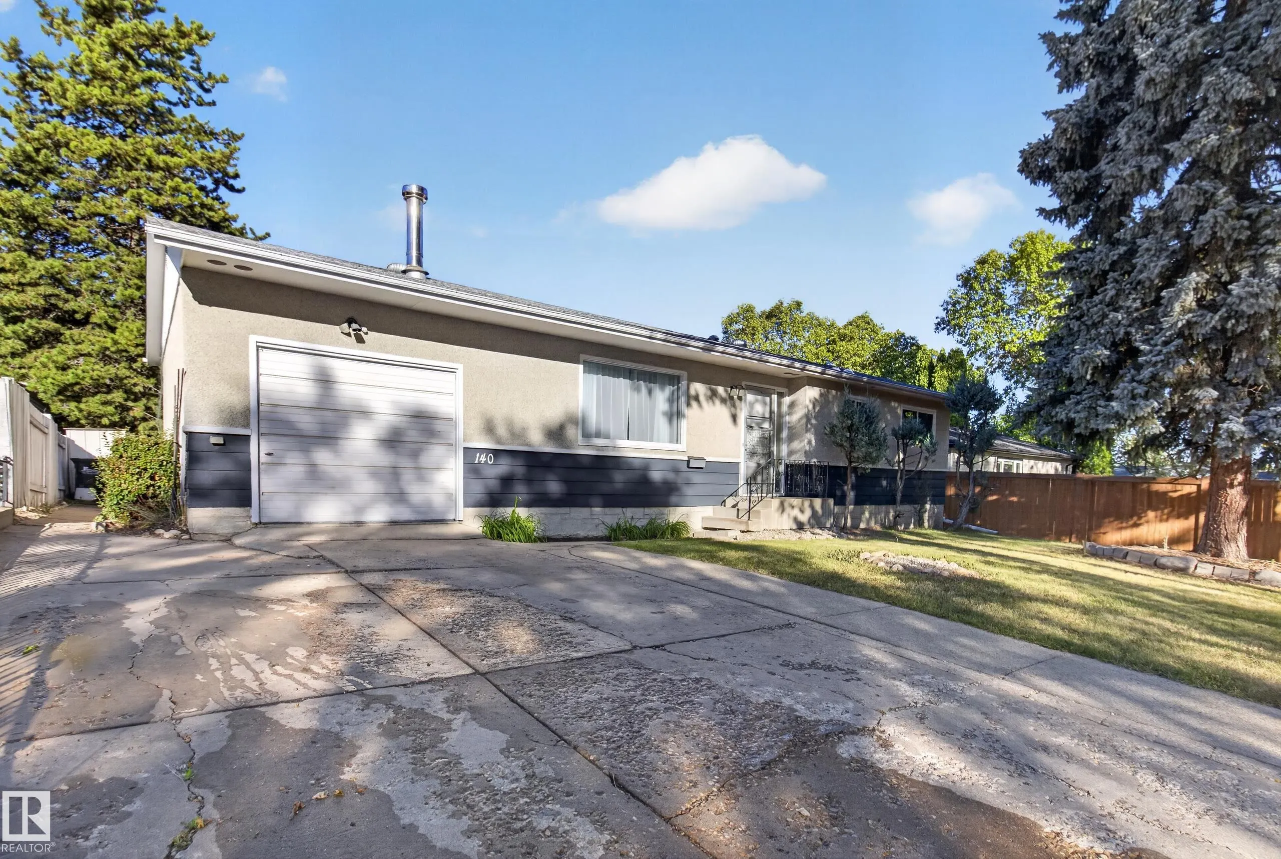 140 WILLOW Street
