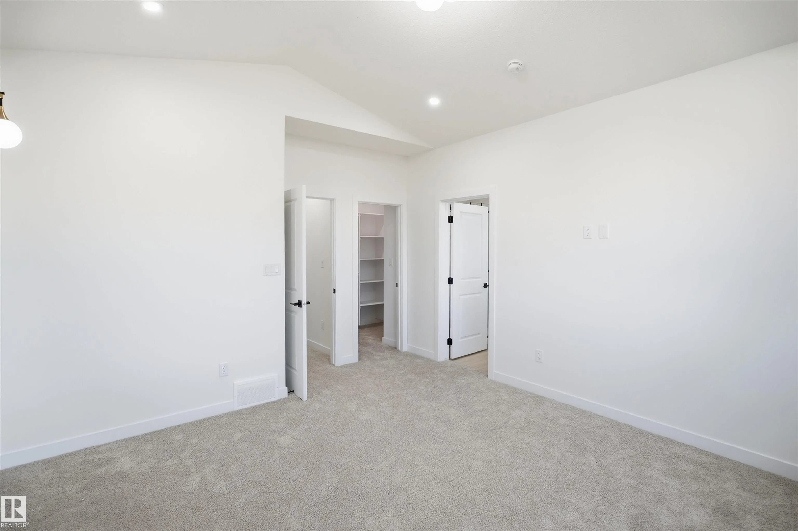 13123 187 Avenue