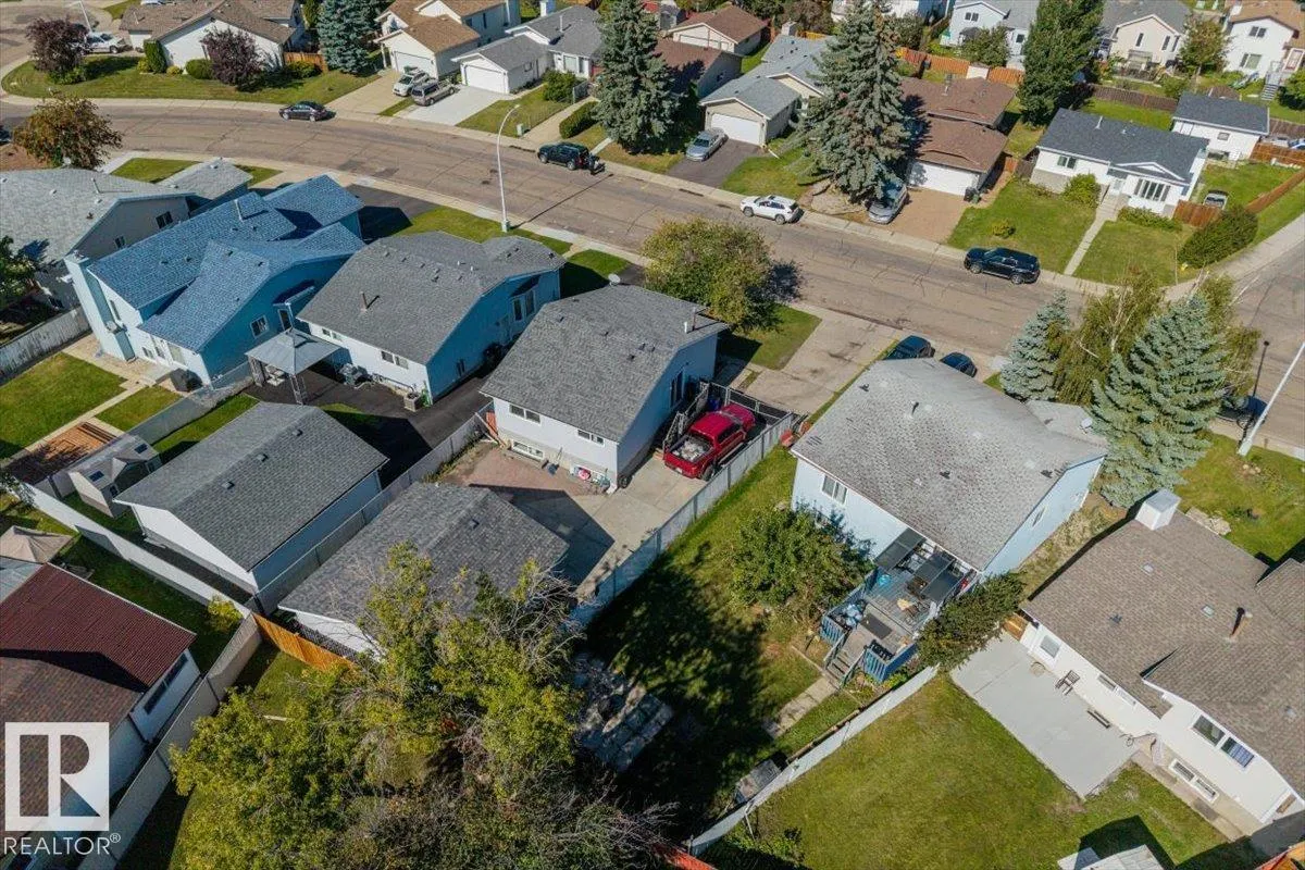 329 WARWICK Road