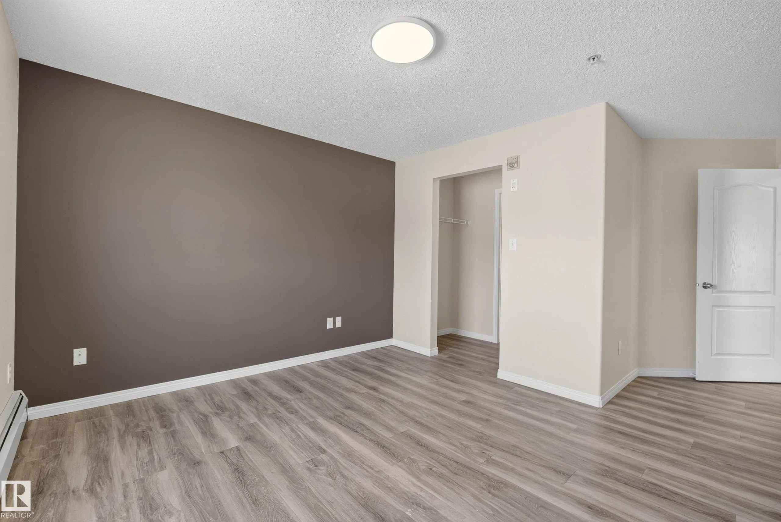 7331 SOUTH TERWILLEGAR Drive