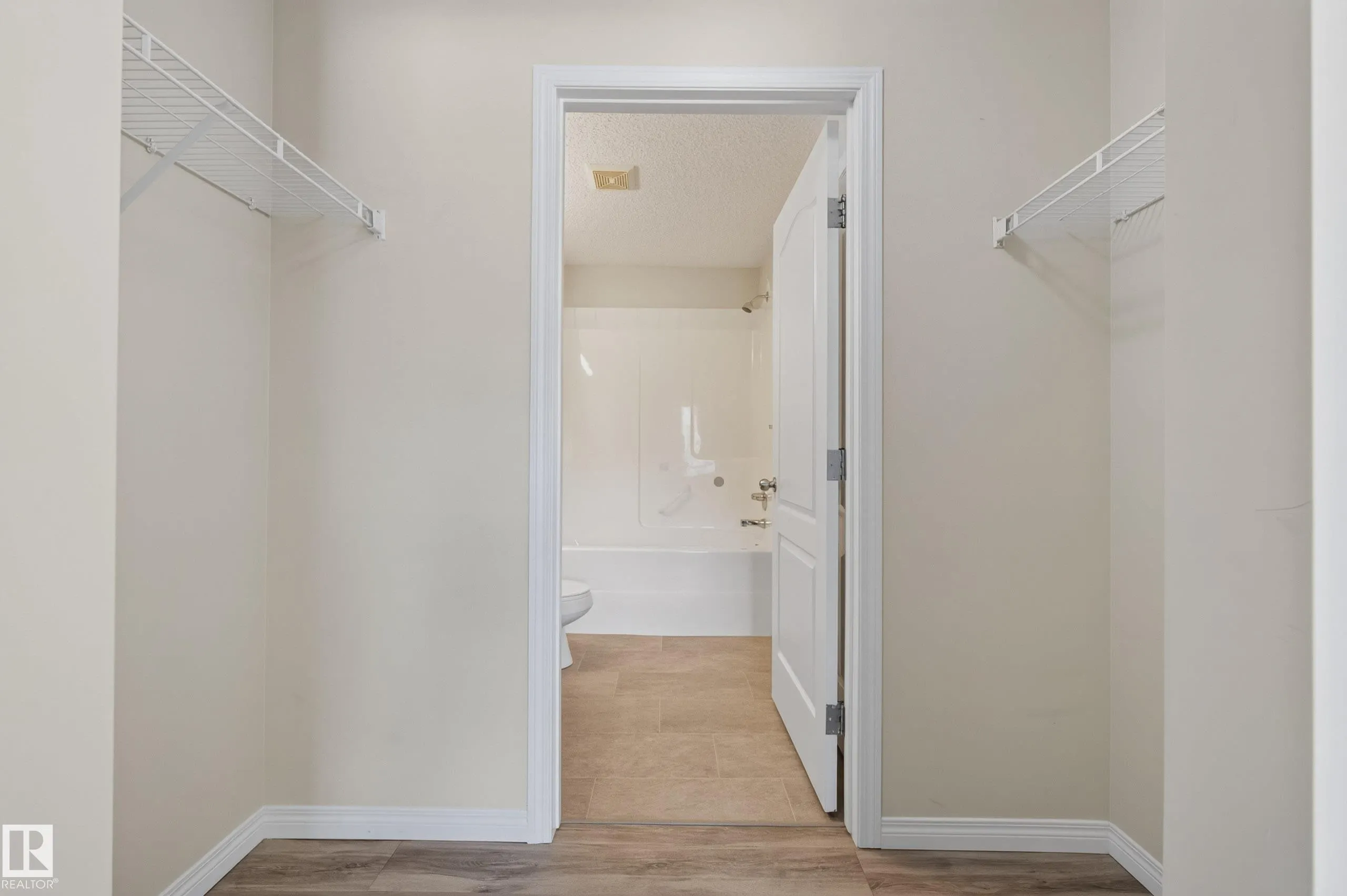 7331 SOUTH TERWILLEGAR Drive