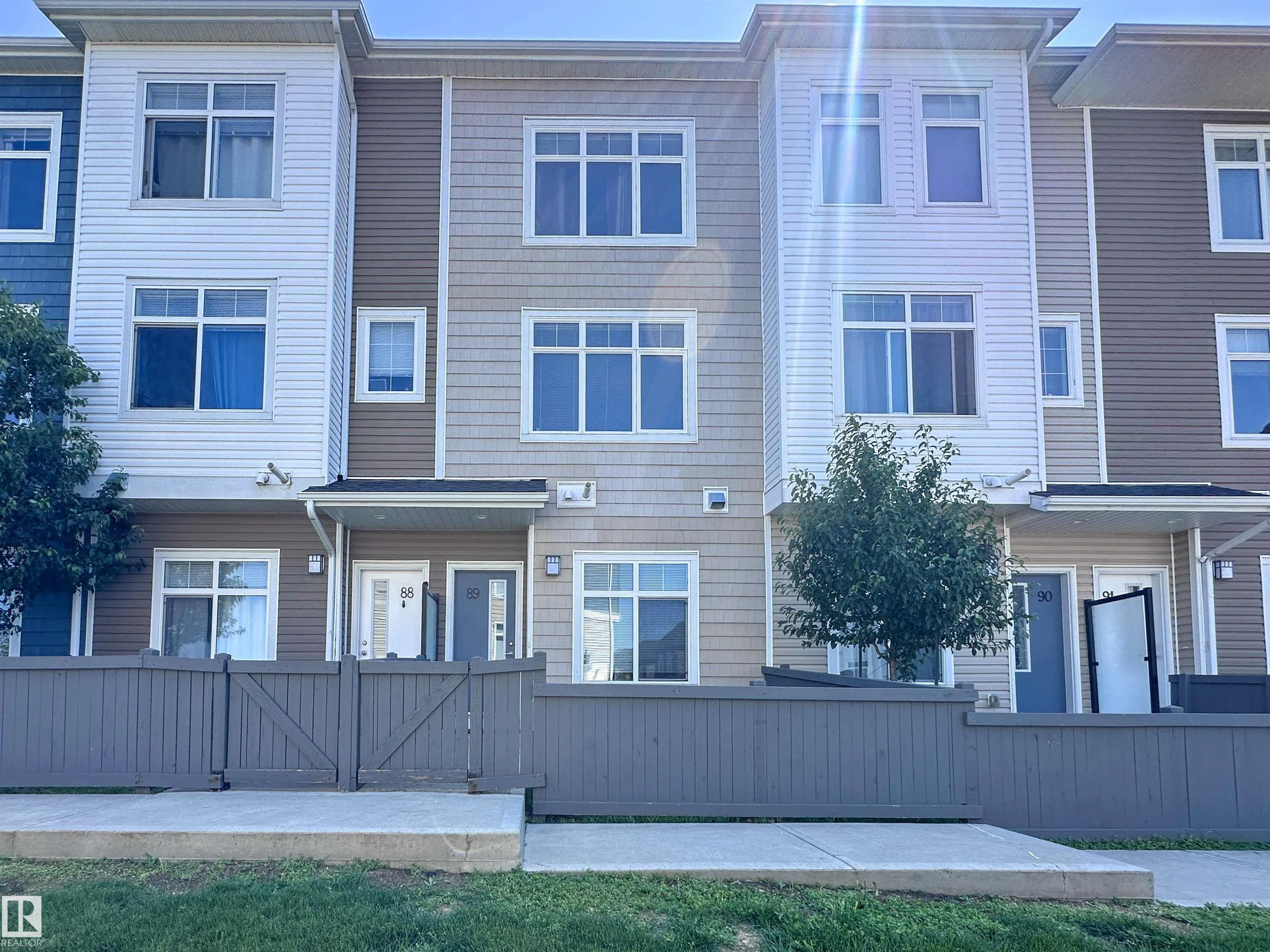 600 BELLEROSE Drive