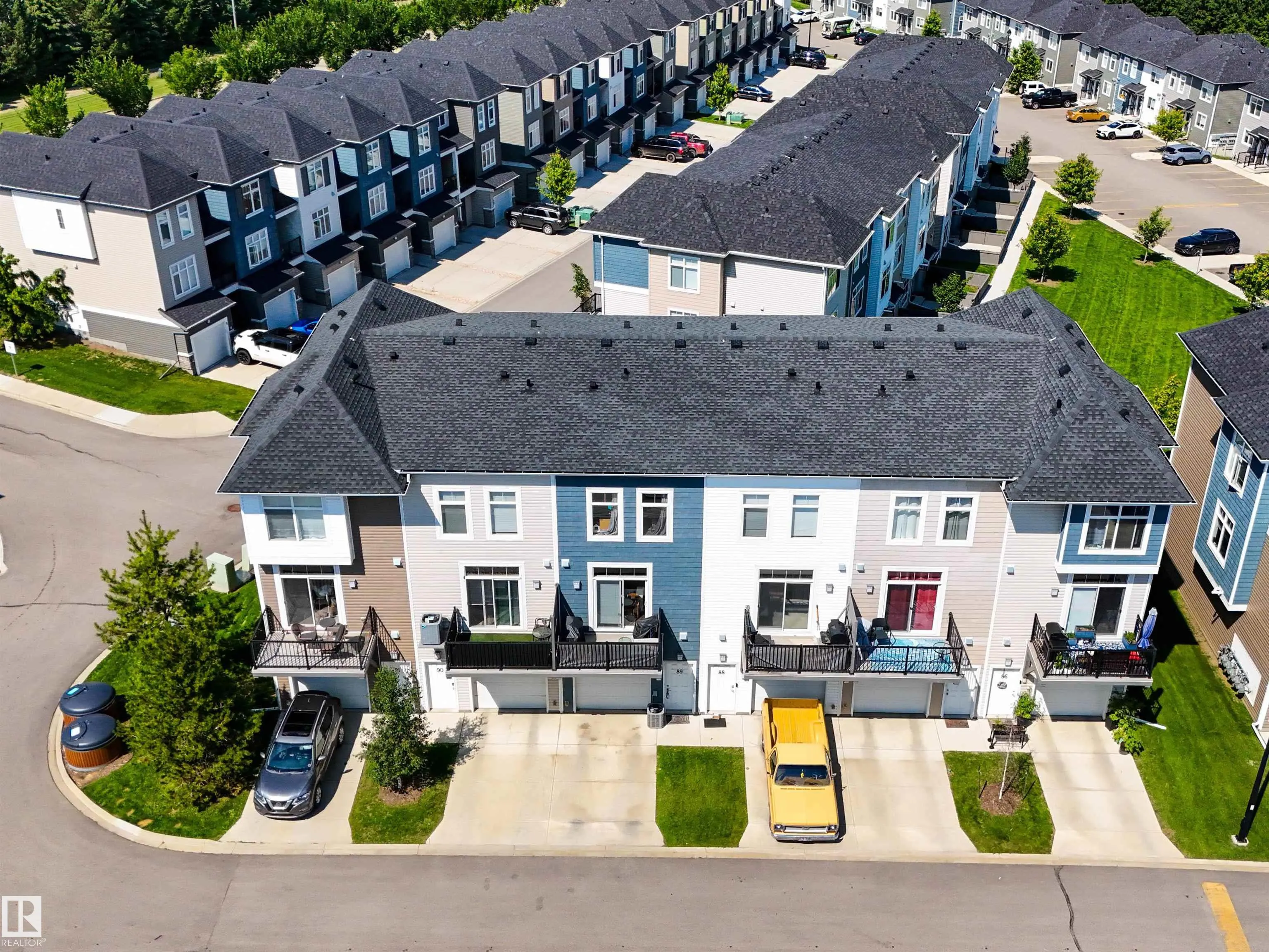 600 BELLEROSE Drive