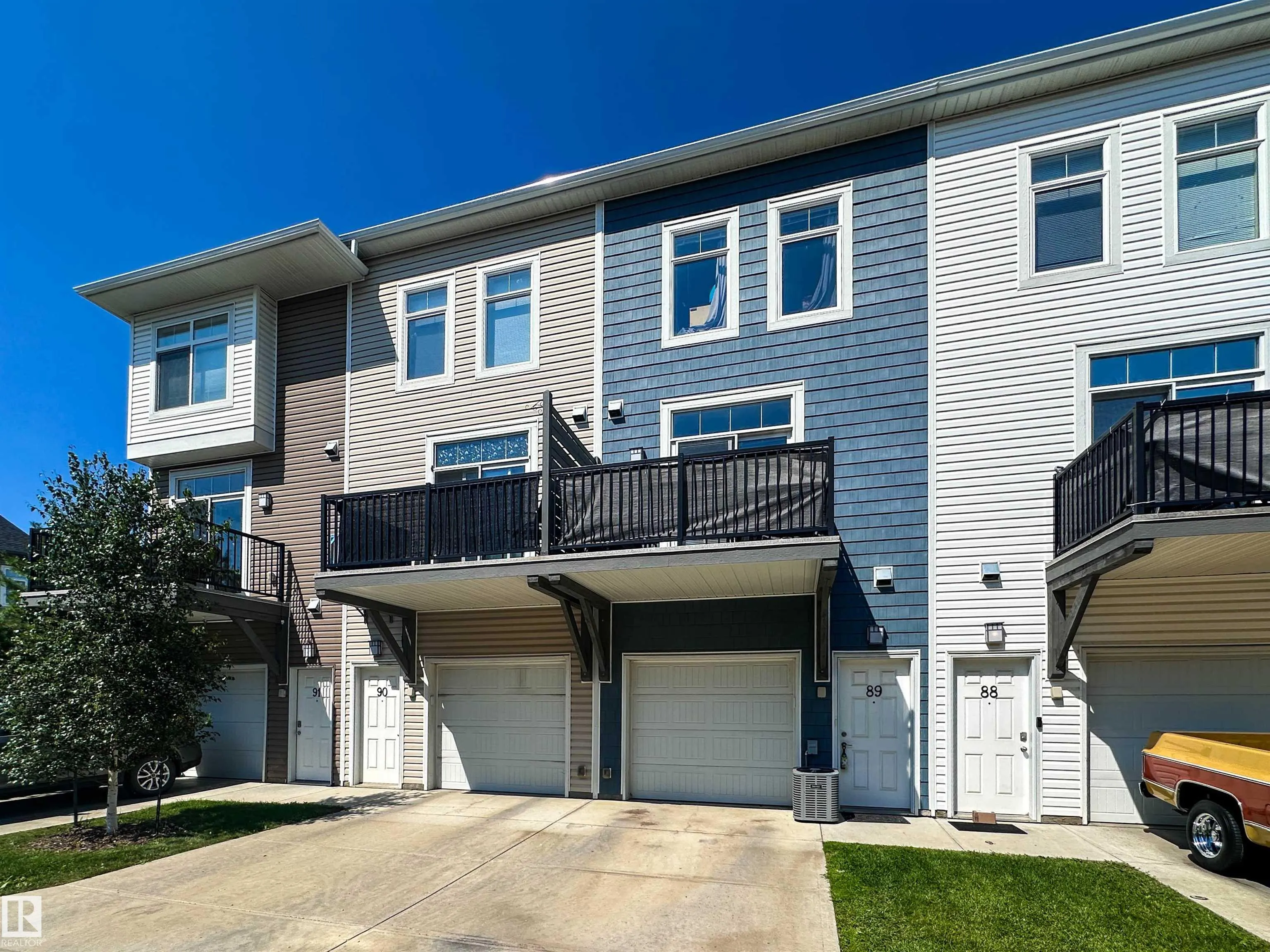 600 BELLEROSE Drive