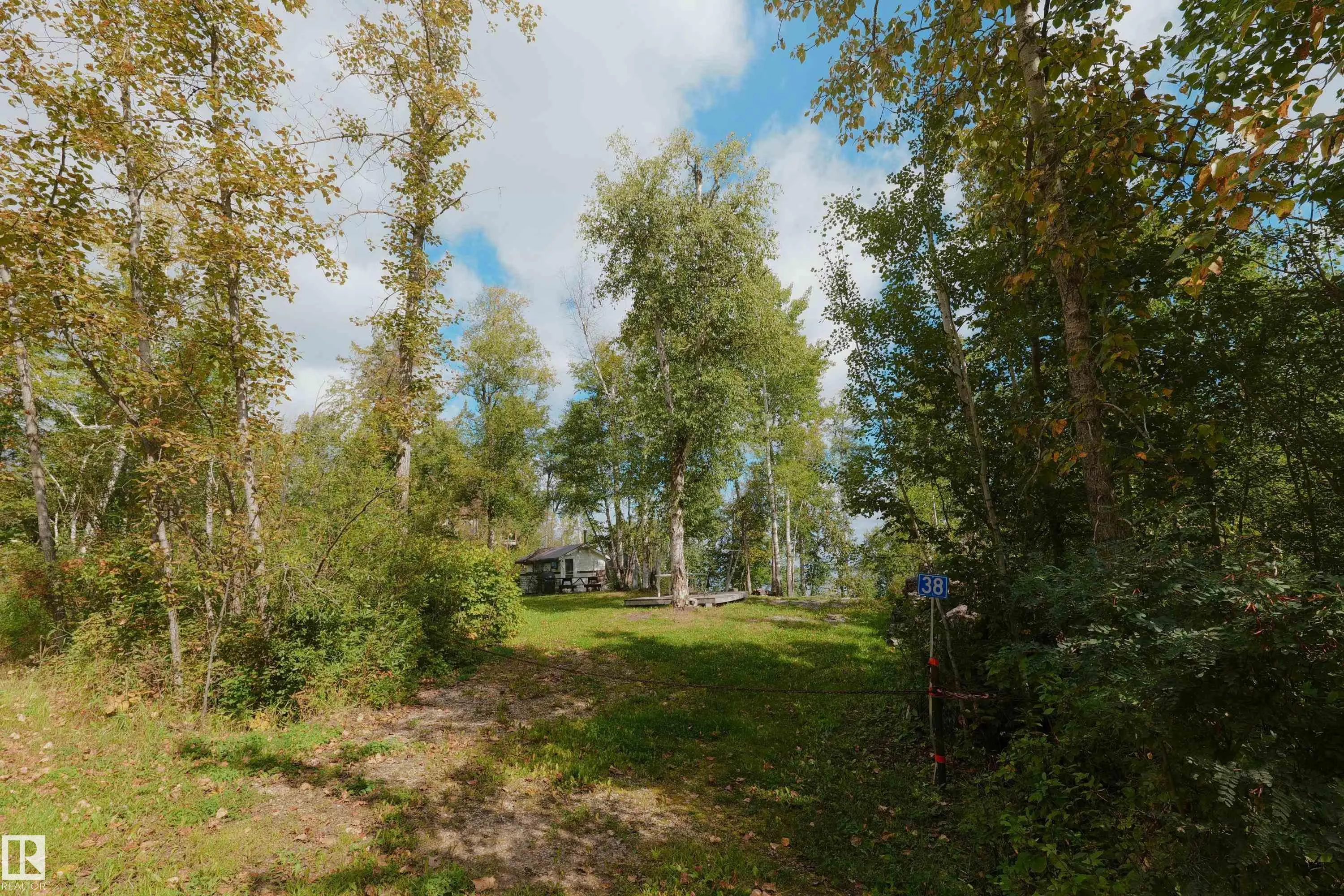 3215 TWP ROAD 574