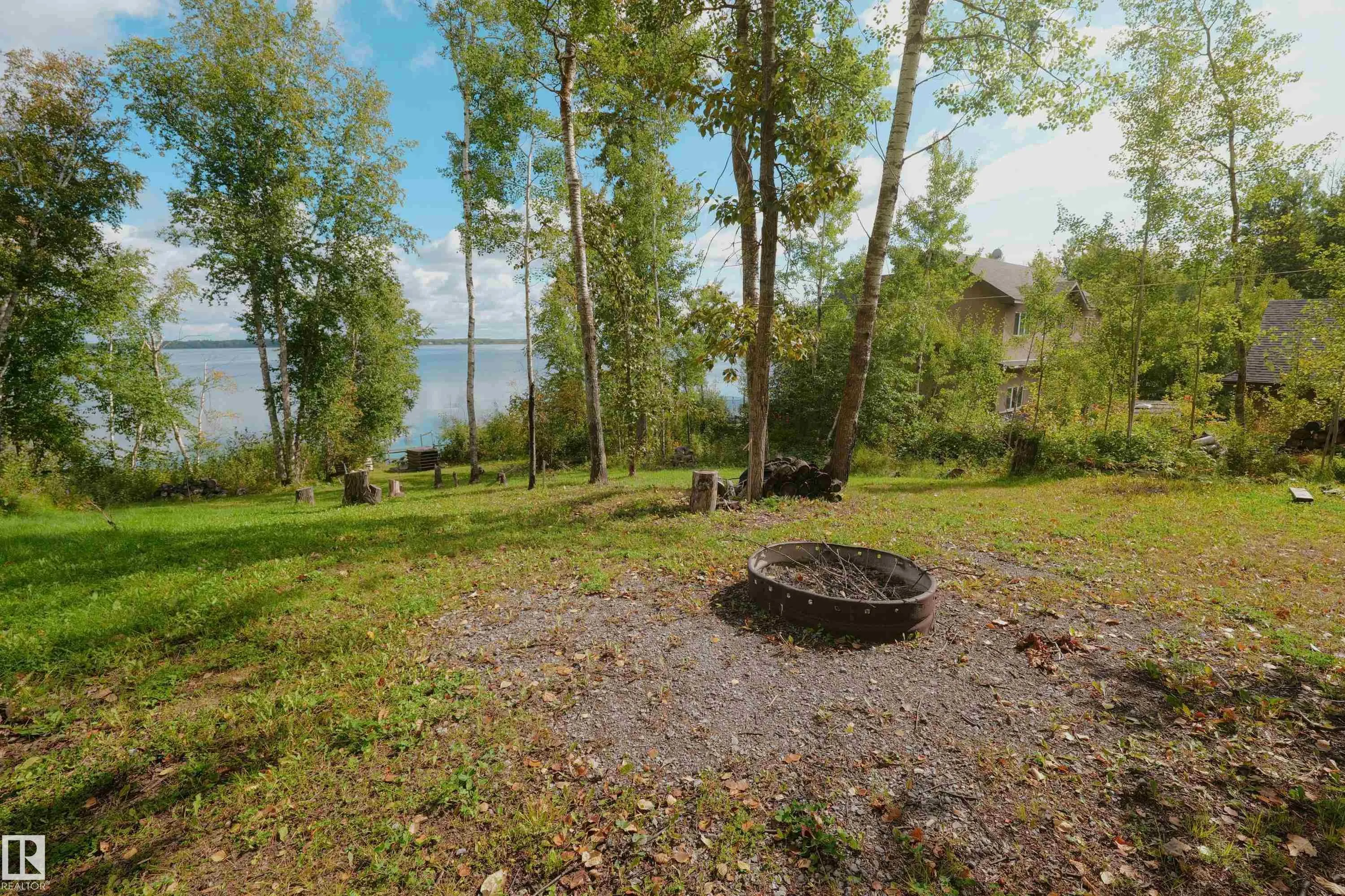 3215 TWP ROAD 574