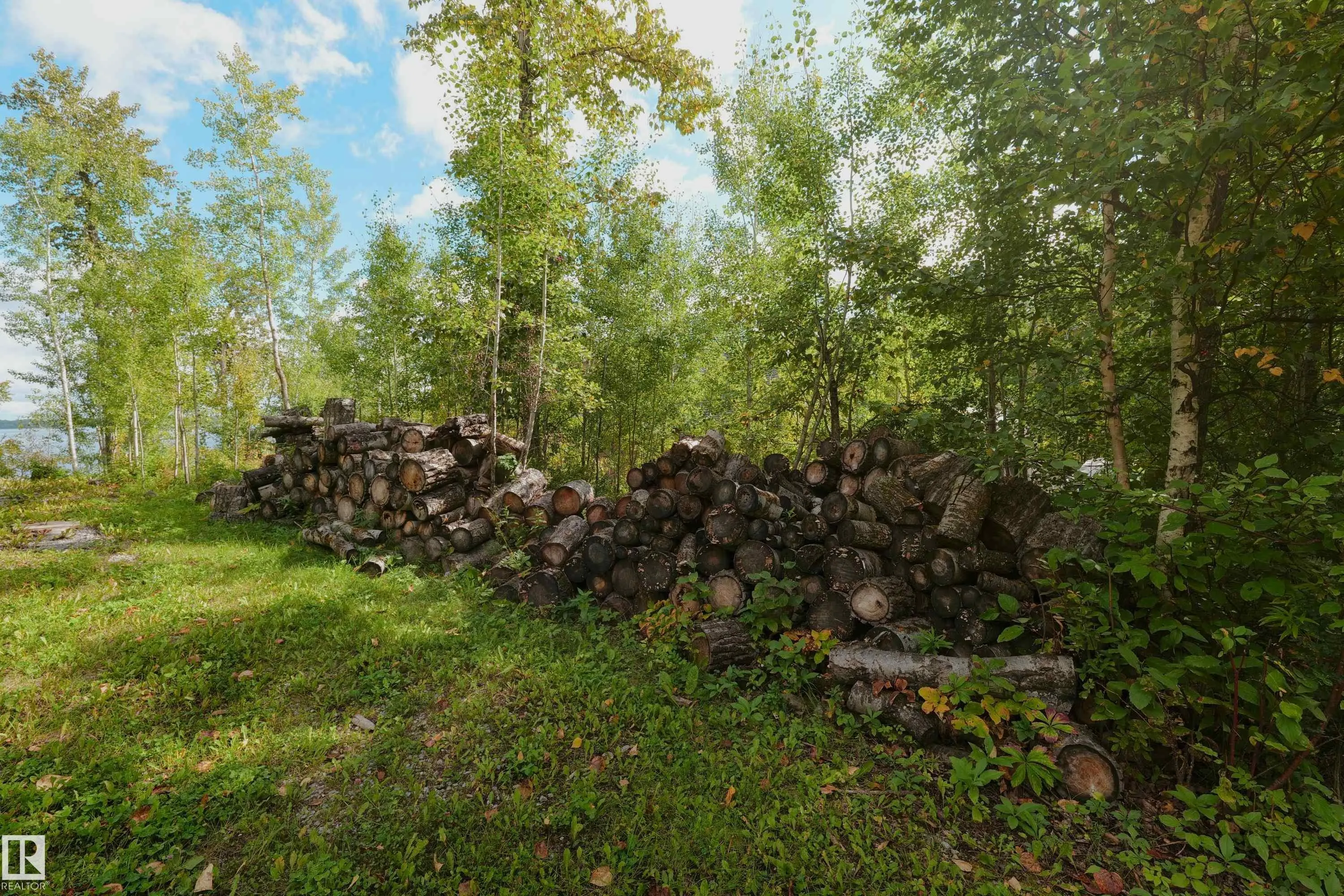 3215 TWP ROAD 574