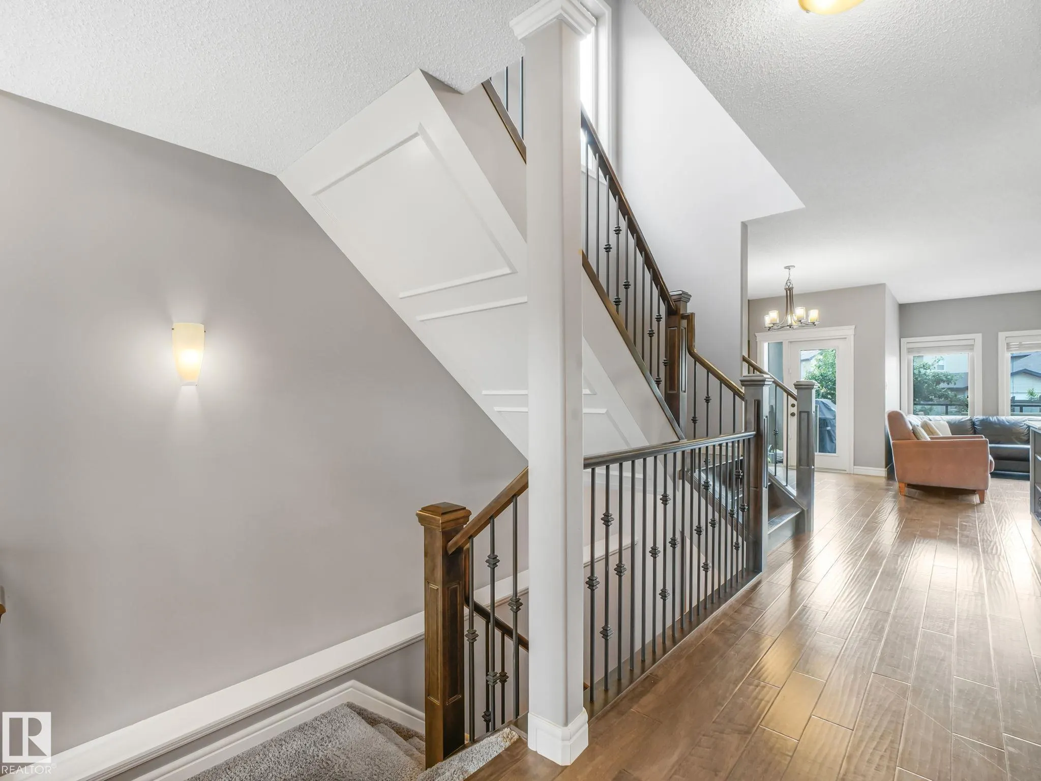3711 WESTCLIFF Way
