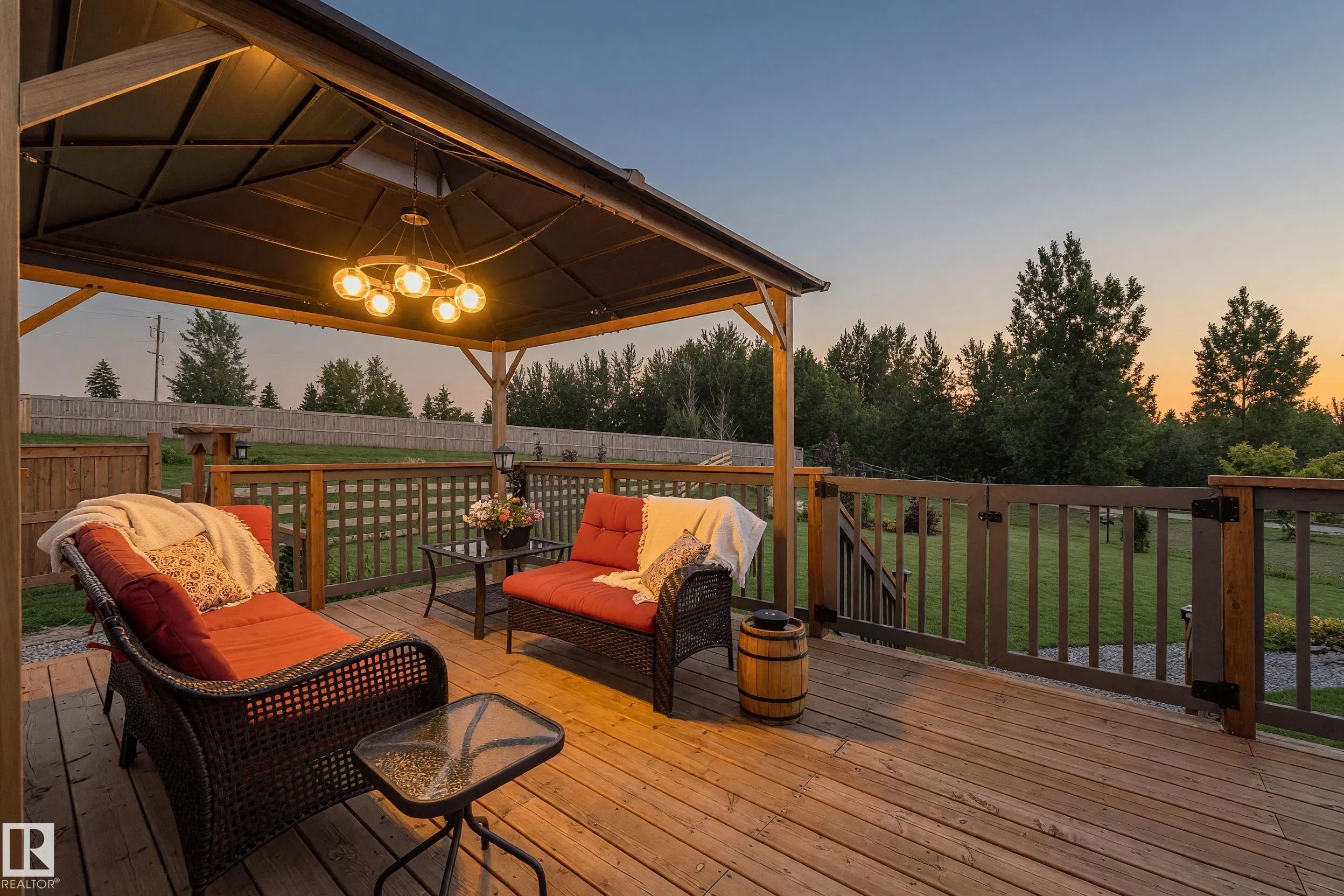 283 Silverstone Crescent