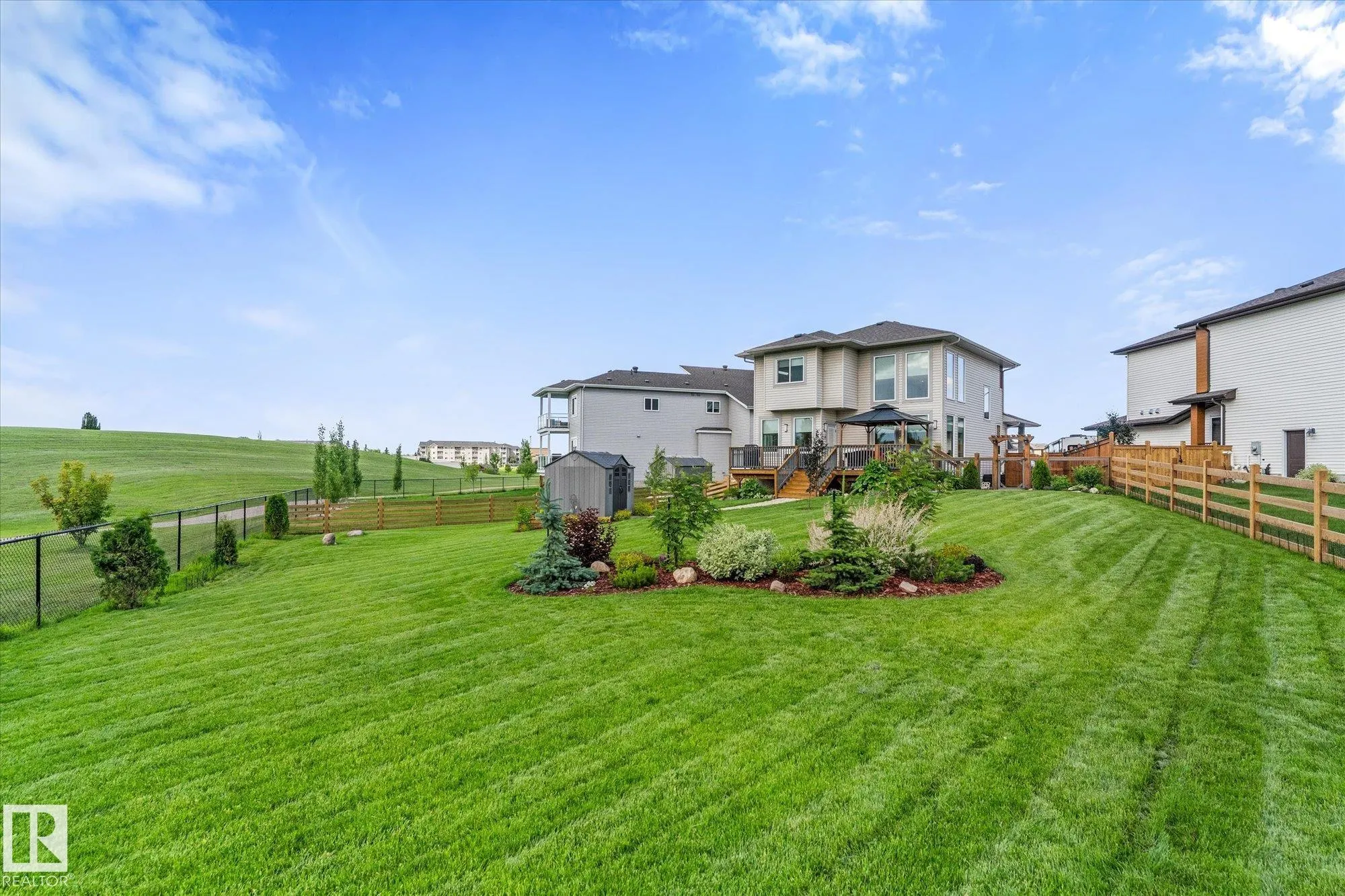 283 Silverstone Crescent