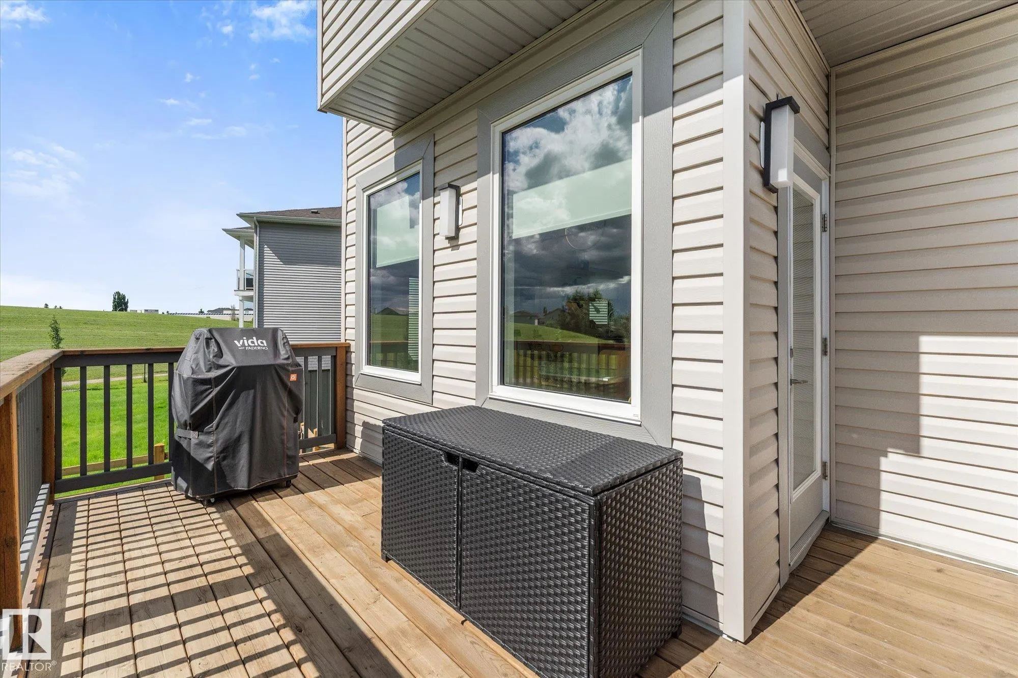 283 Silverstone Crescent