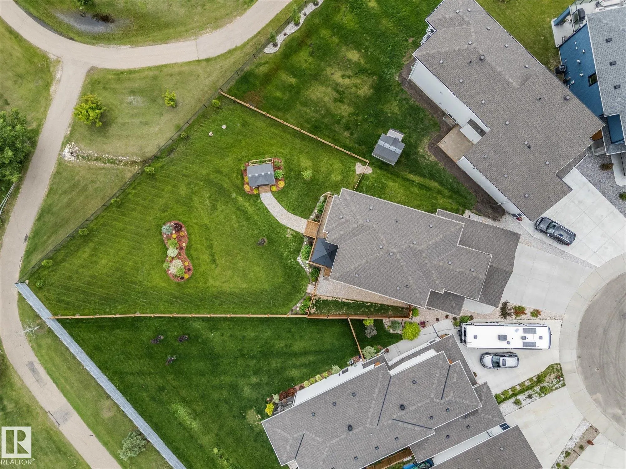 283 Silverstone Crescent