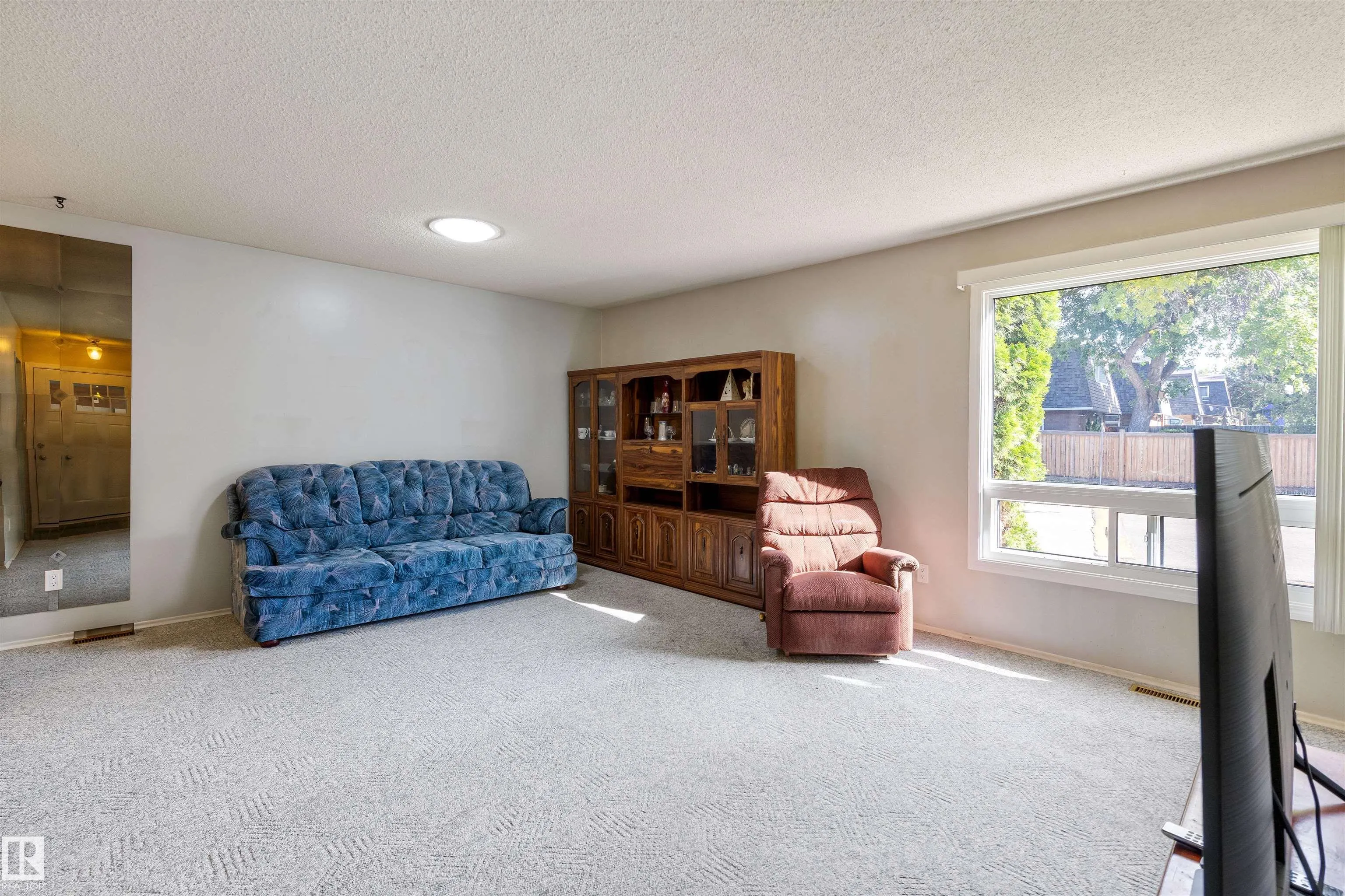 31 GREENFIELD Estates