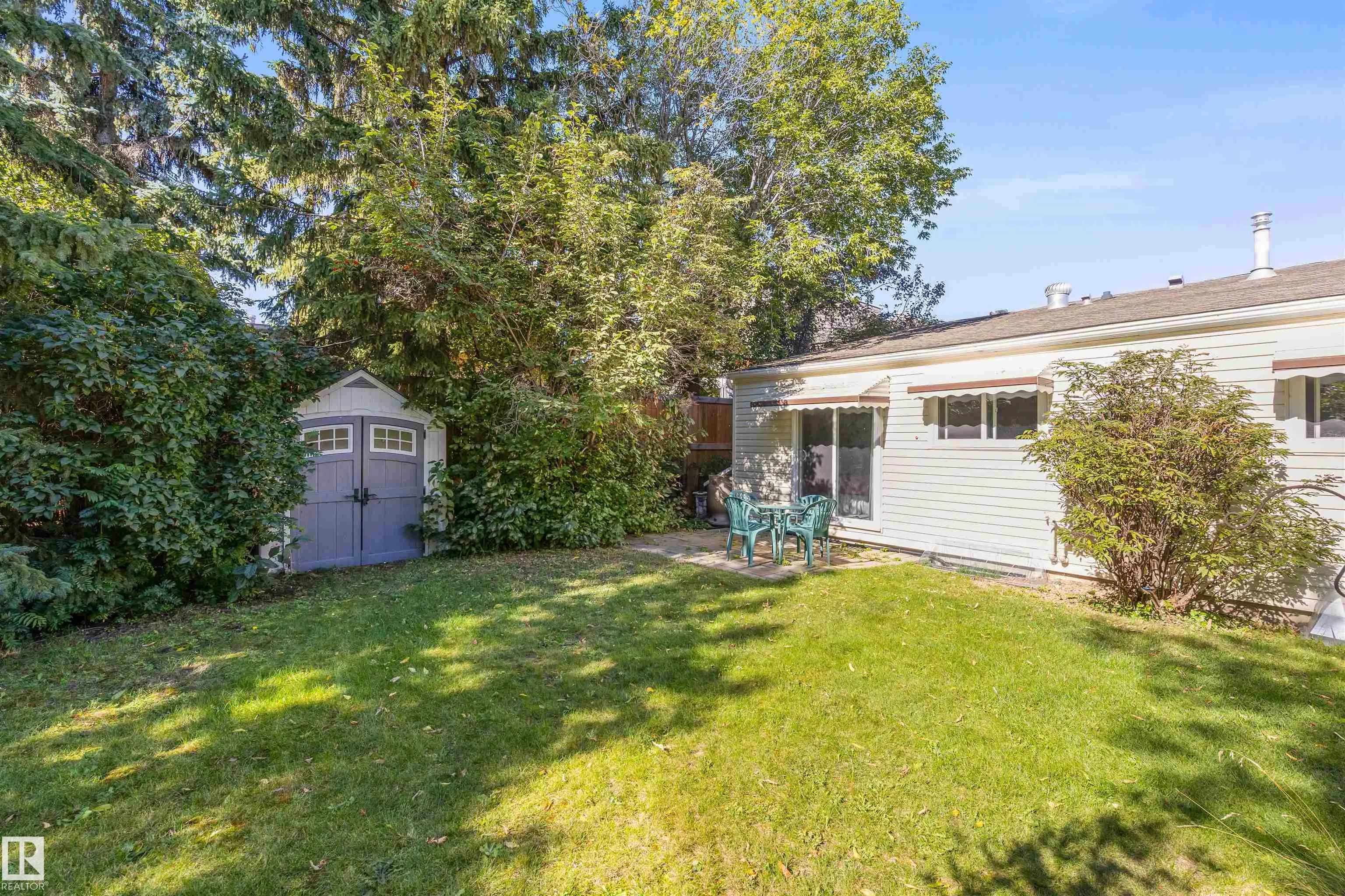 31 GREENFIELD Estates