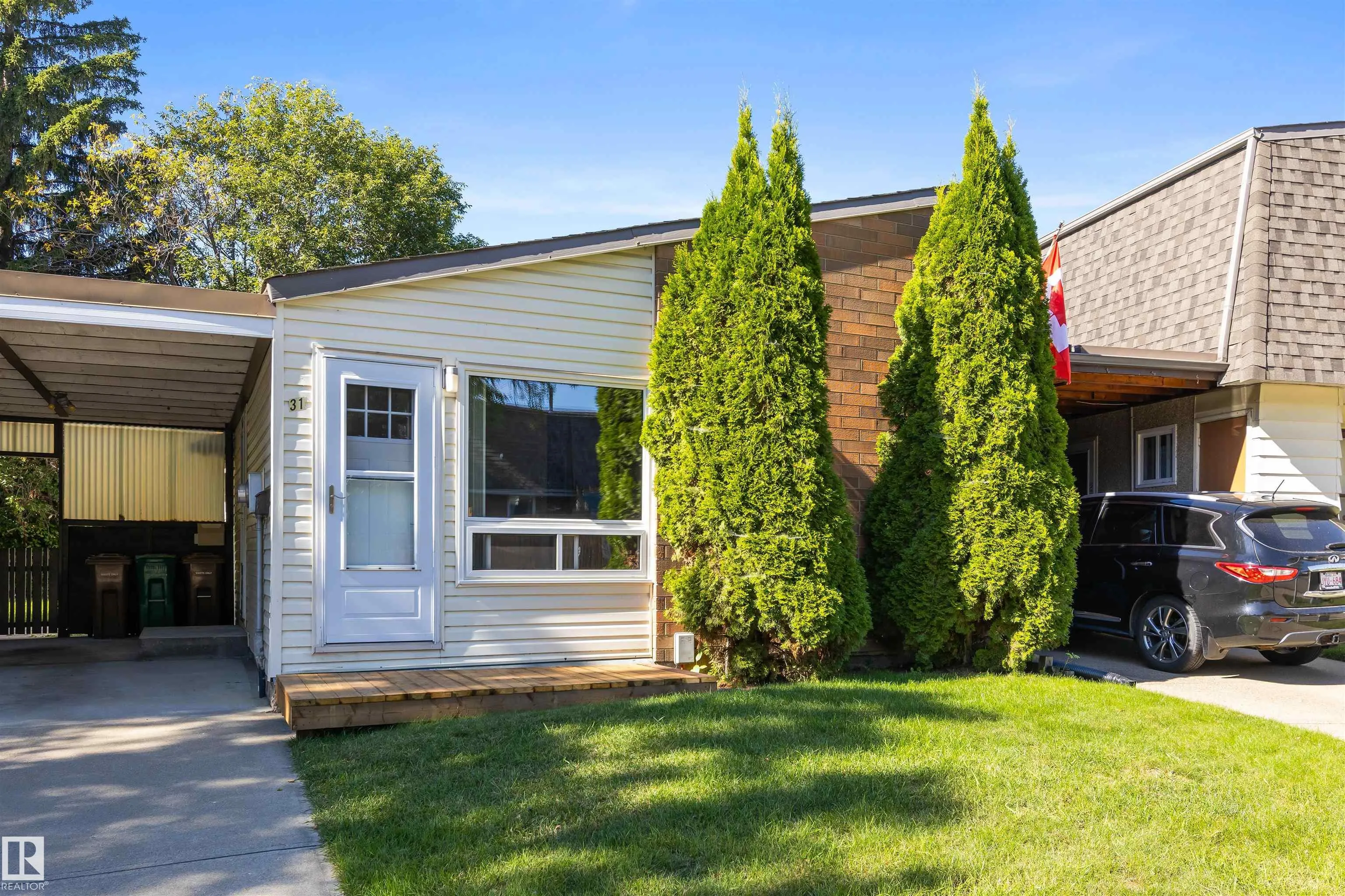 31 GREENFIELD Estates