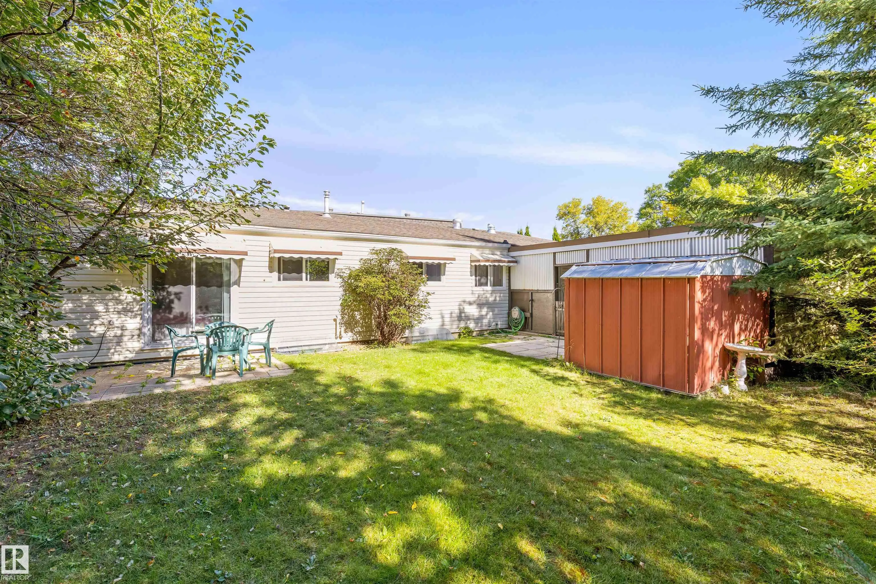 31 GREENFIELD Estates