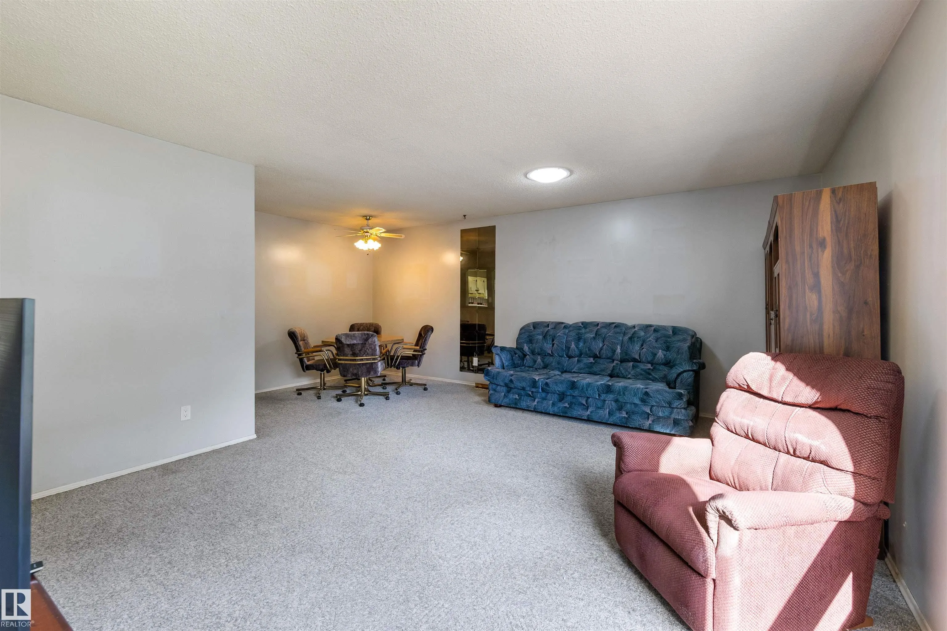 31 GREENFIELD Estates