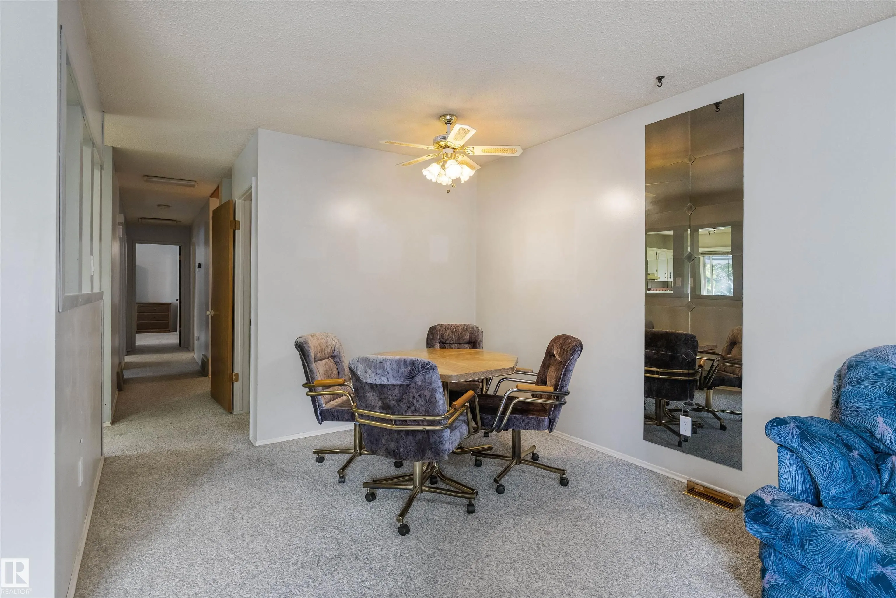 31 GREENFIELD Estates