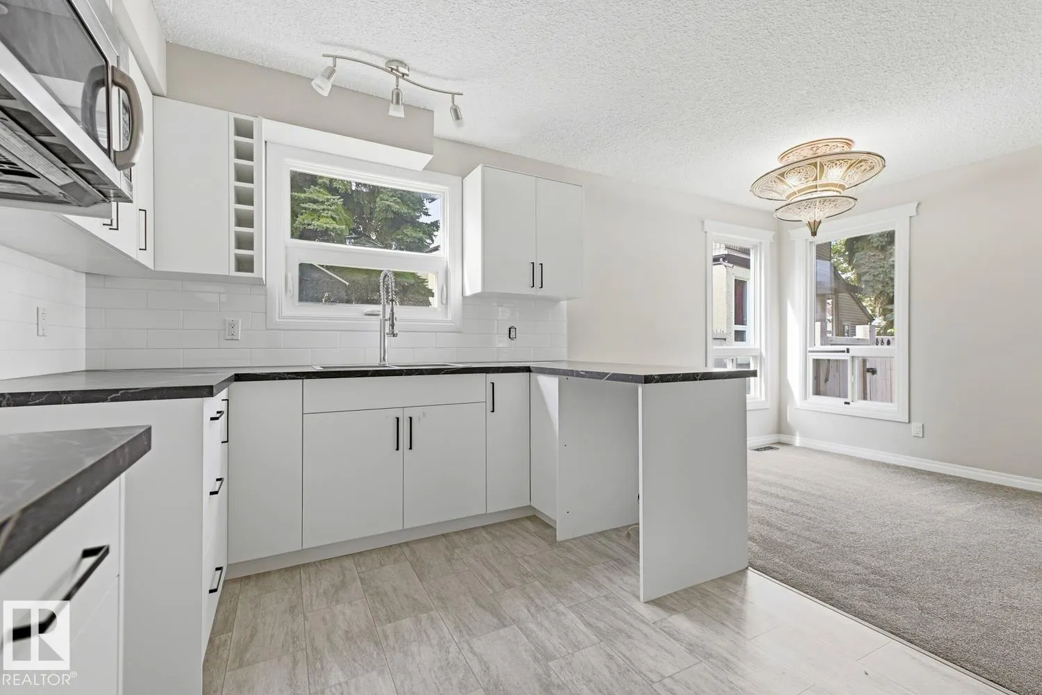 10621 BEAUMARIS Road