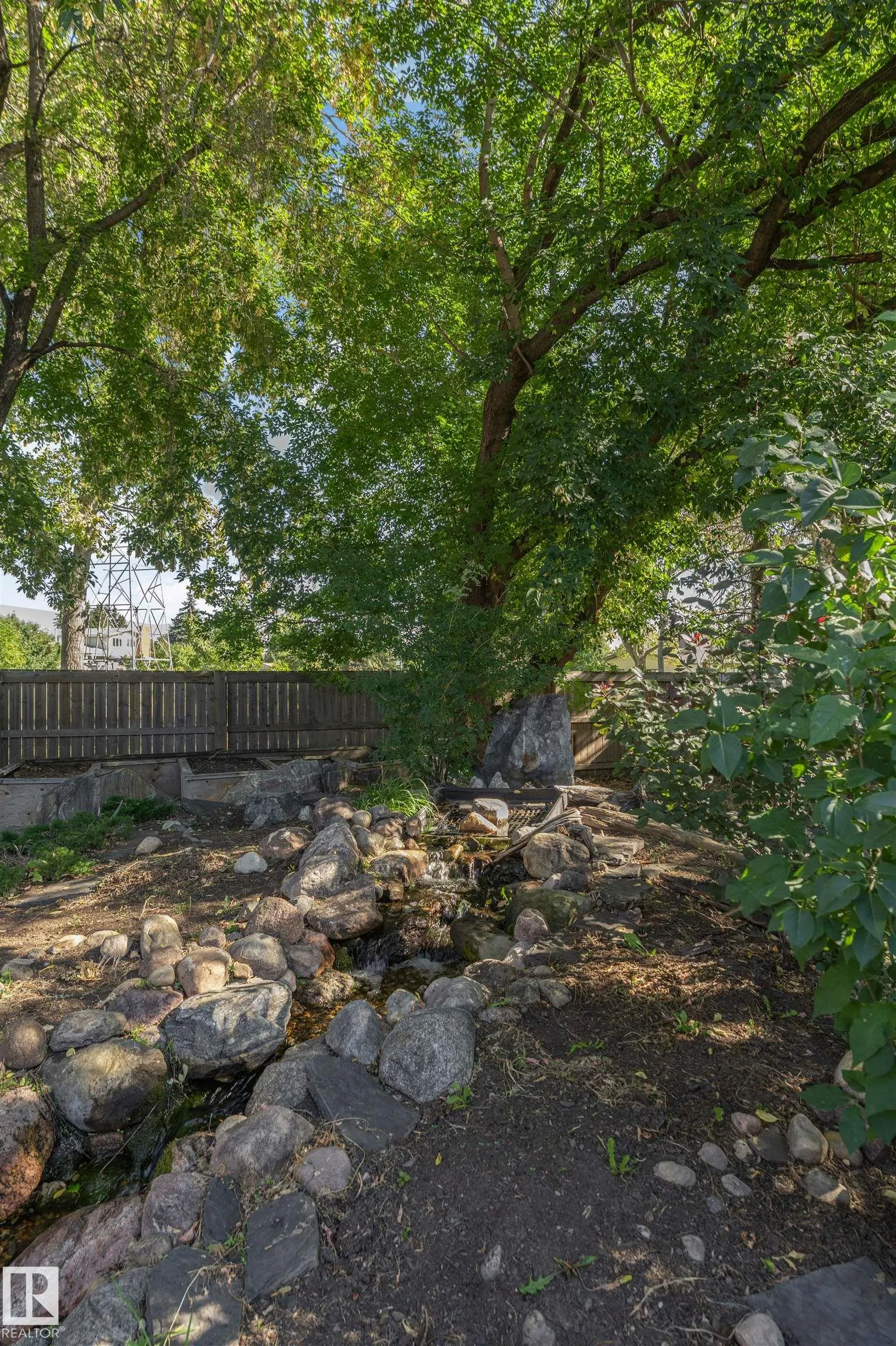 11208 163A Avenue