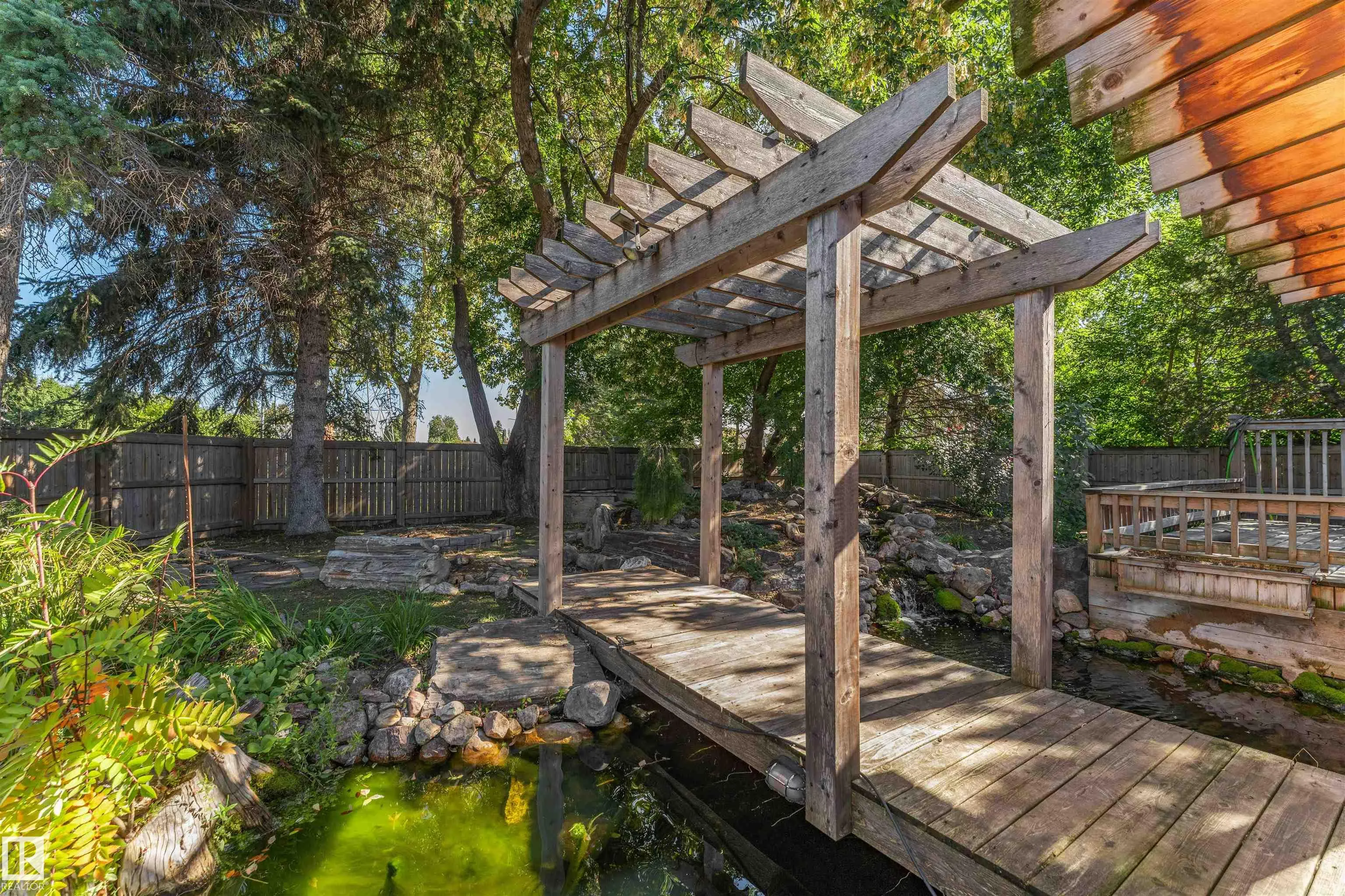 11208 163A Avenue
