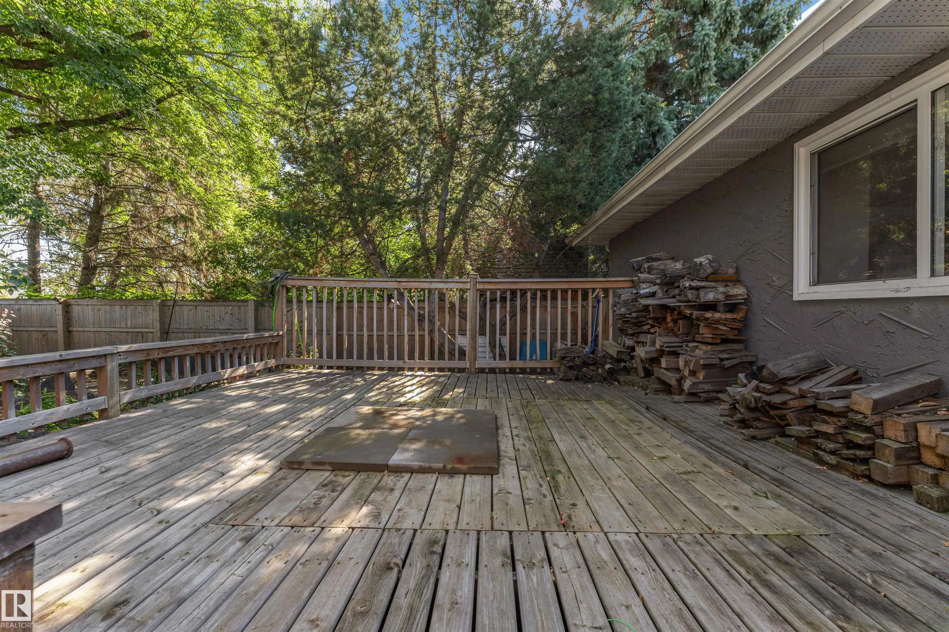 11208 163A Avenue
