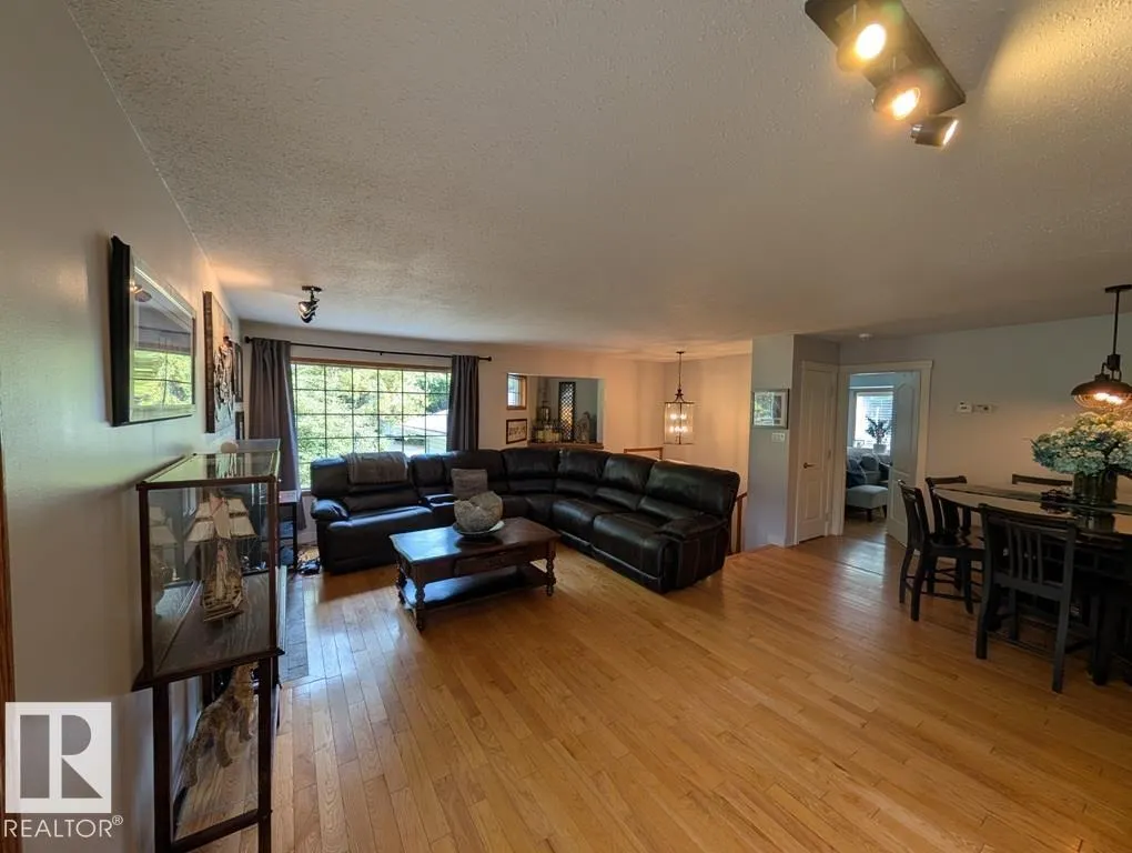 53347 RGE ROAD 215 (HWY 830)