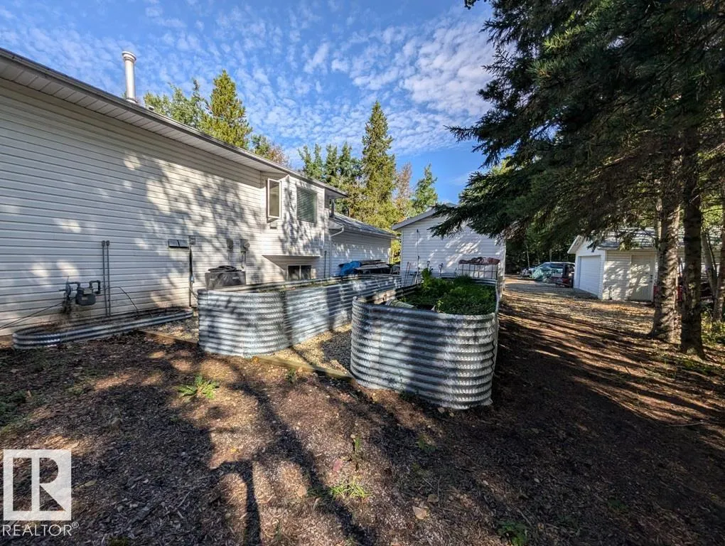 53347 RGE ROAD 215 (HWY 830)