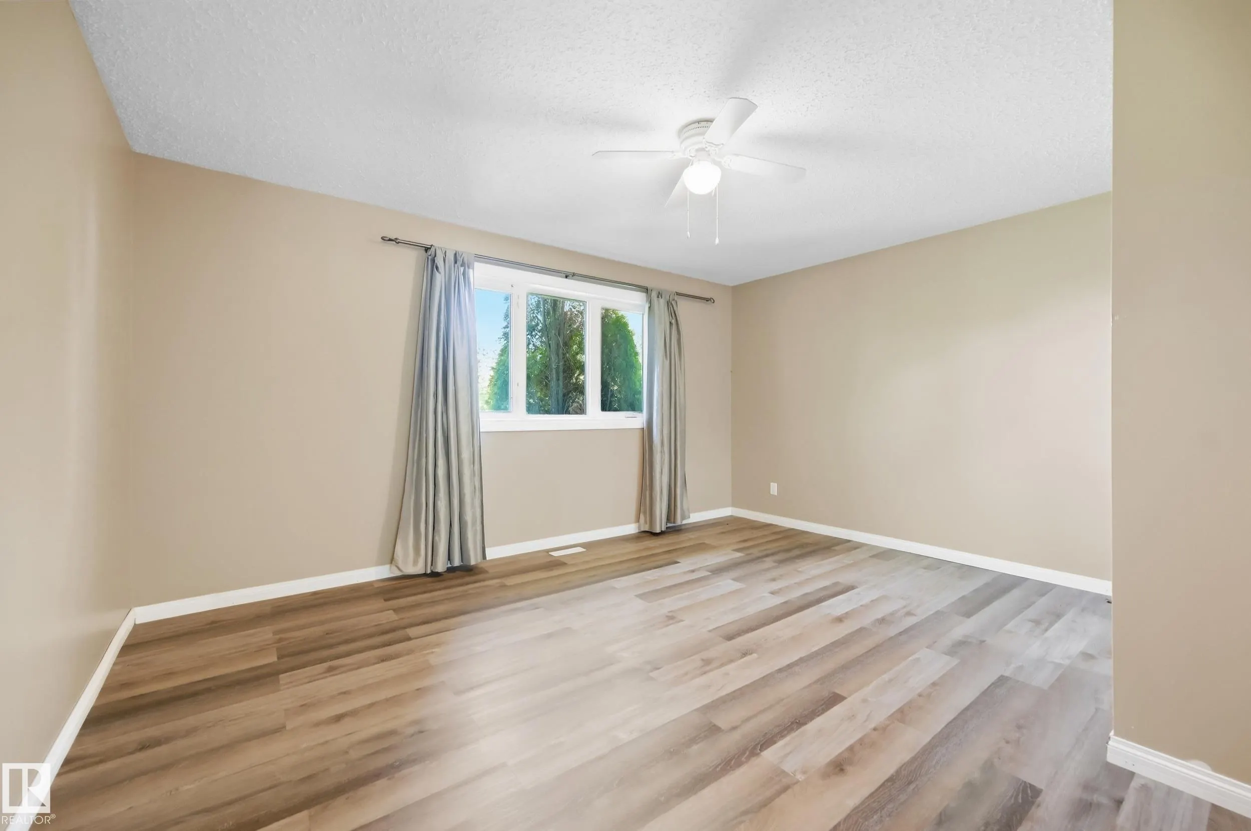 52426 Range Road 265