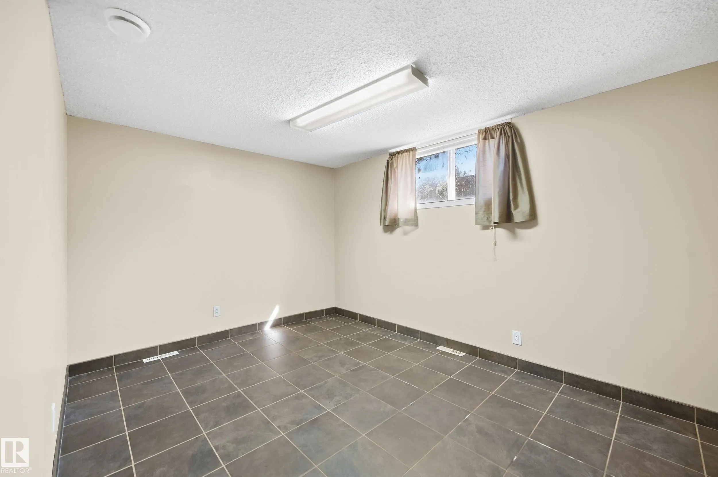 52426 Range Road 265