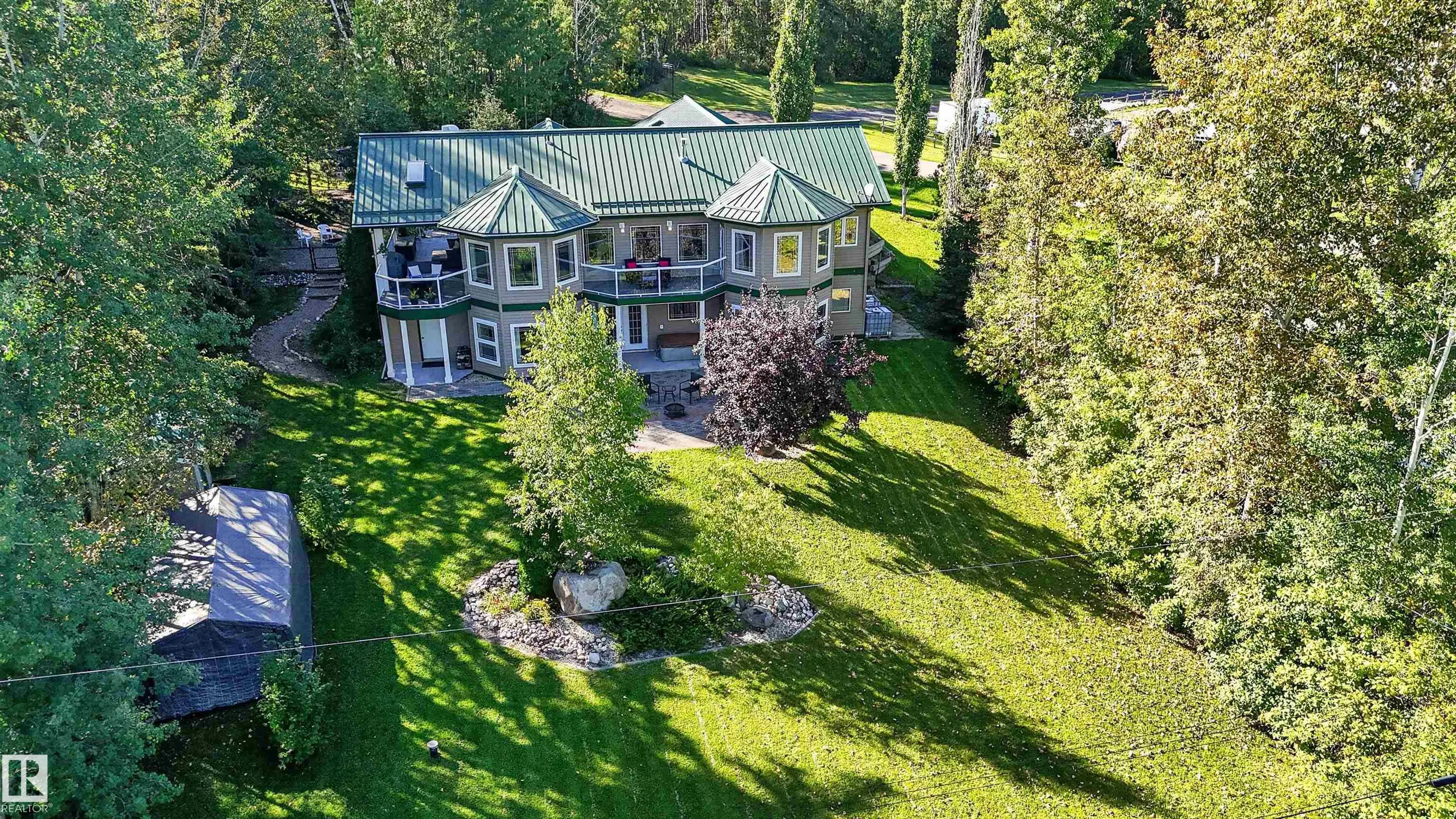 225 BAYVIEW Drive
