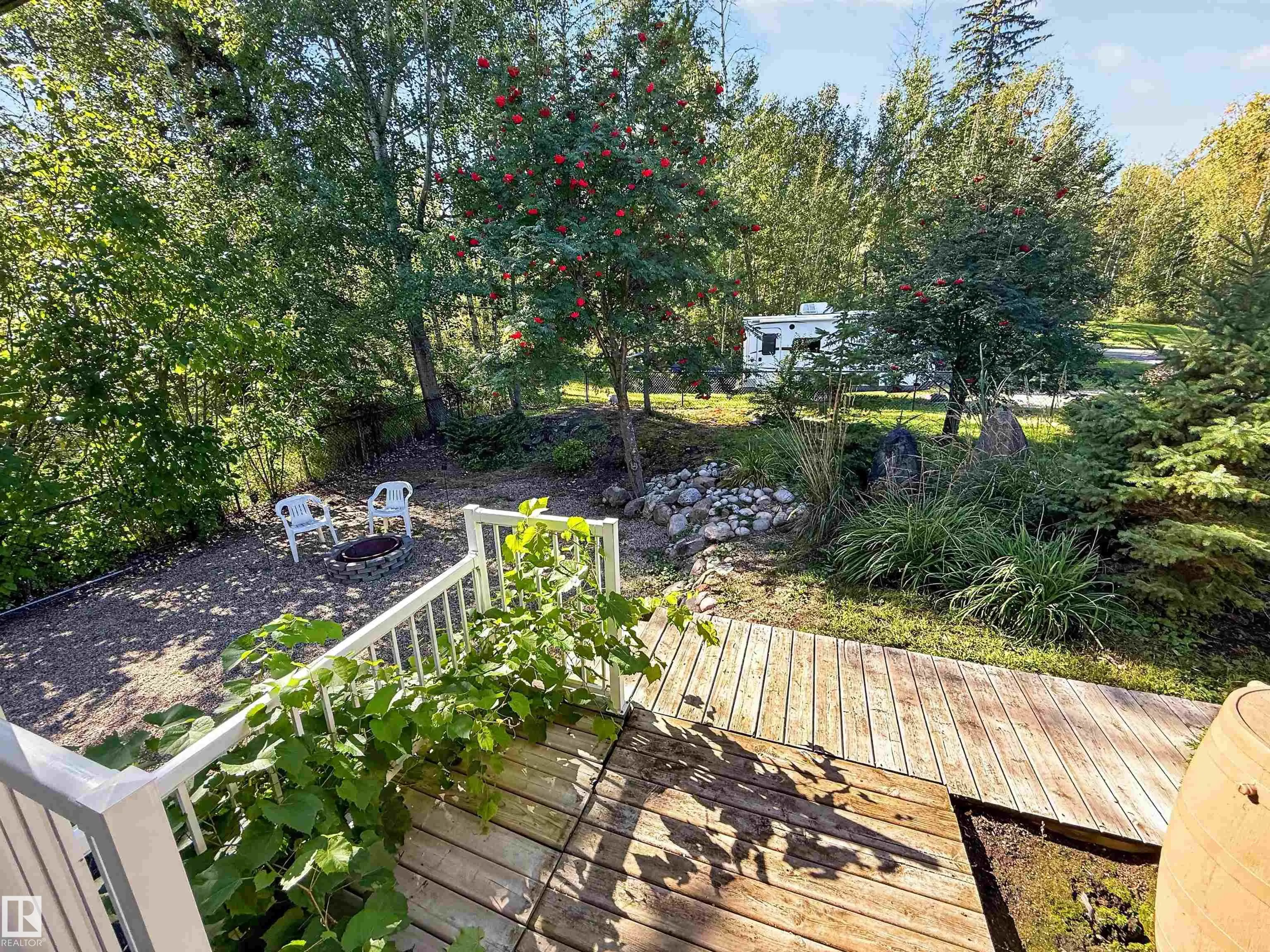 225 BAYVIEW Drive