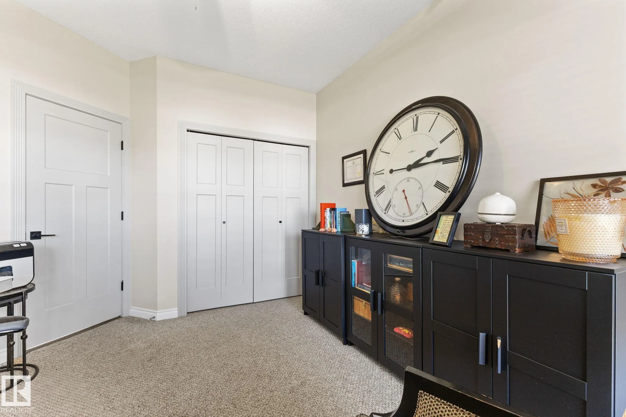 17 RIDGEROCK Point(e)