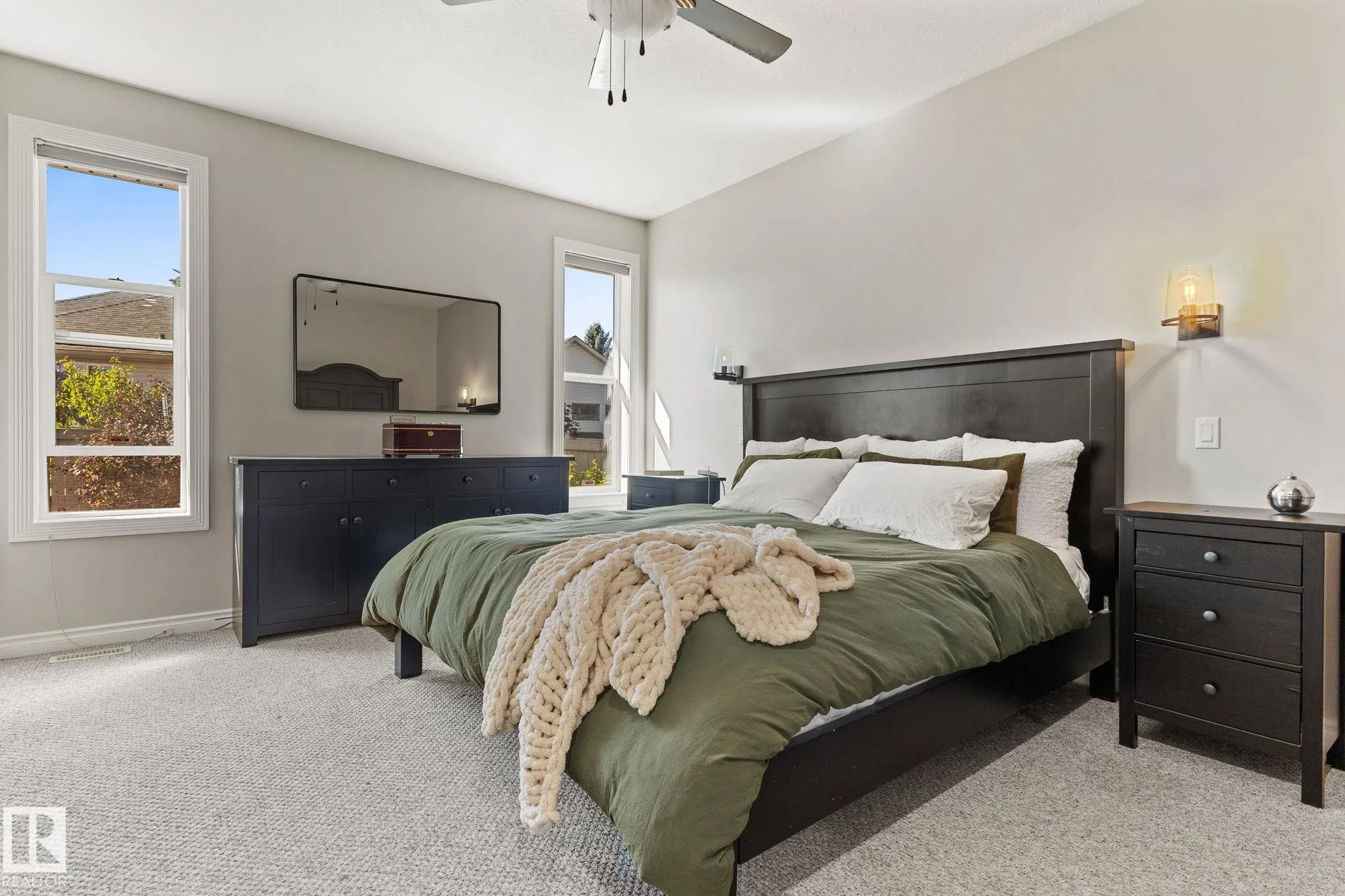 17 RIDGEROCK Point(e)