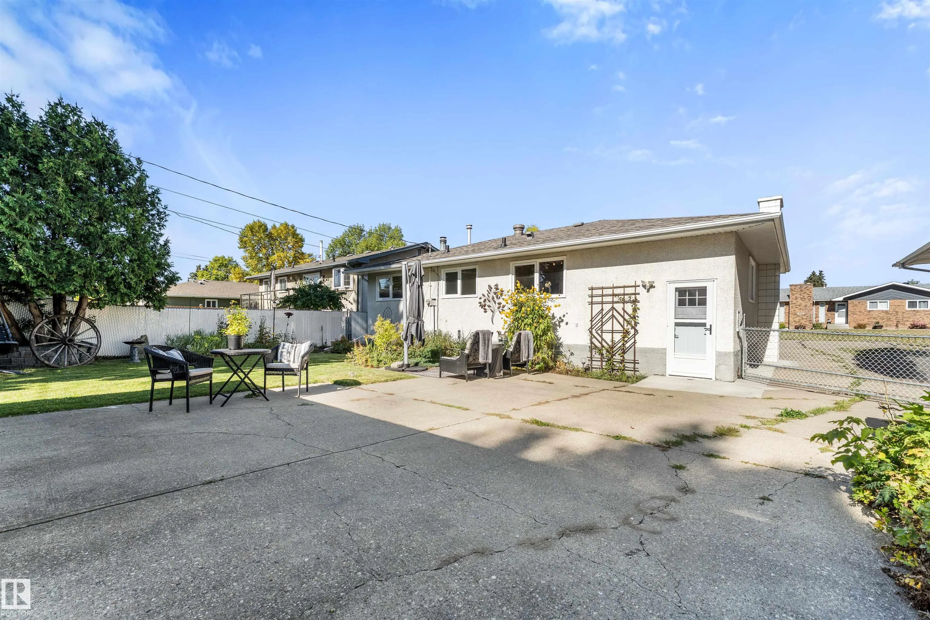 878 COTTONWOOD Avenue