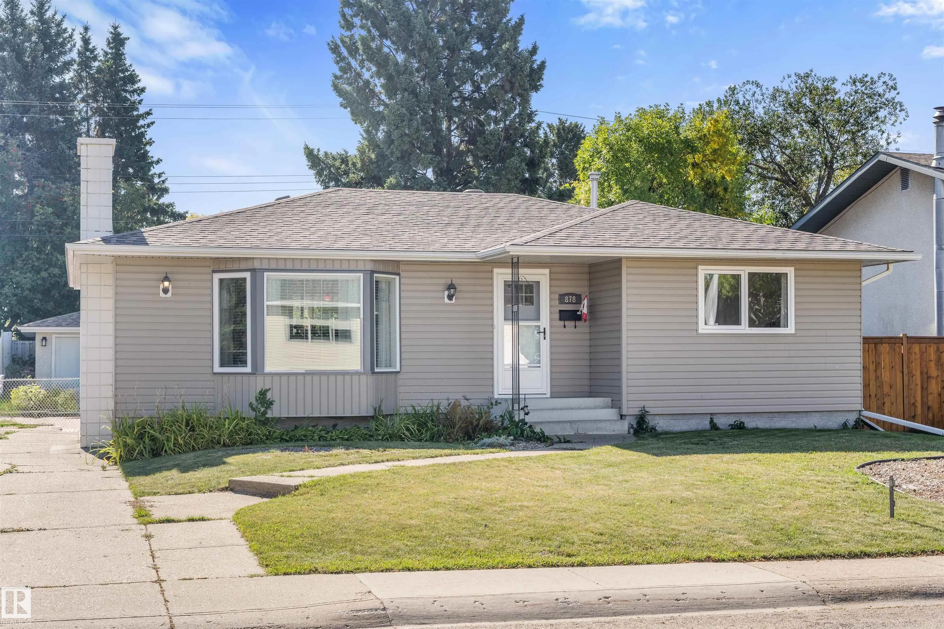 878 COTTONWOOD Avenue
