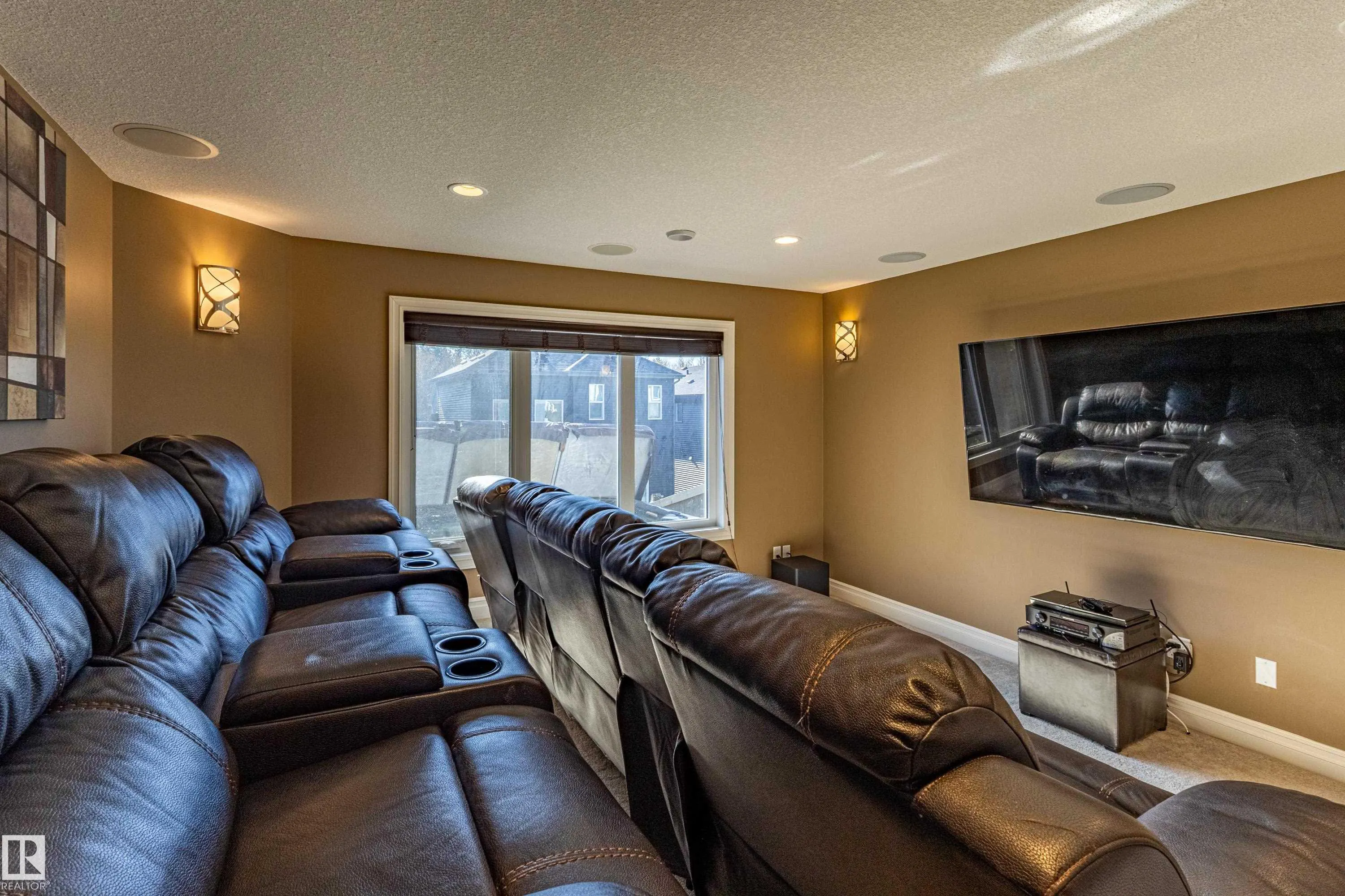 233 HAWKS RIDGE Boulevard